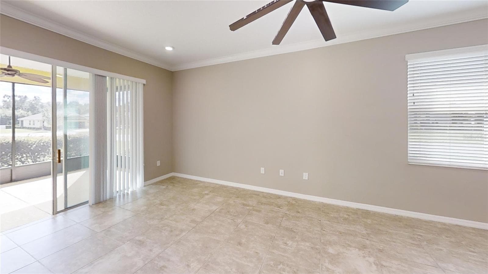 LIVING ROOM - 9818 SW 99TH LOOP, OCALA