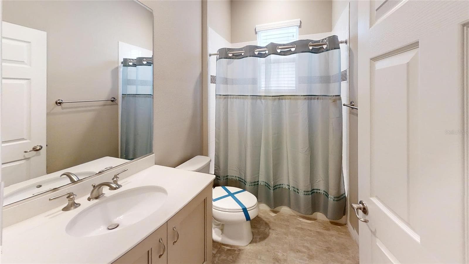 GUEST BATHROOM - 9818 SW 99TH LOOP, OCALA