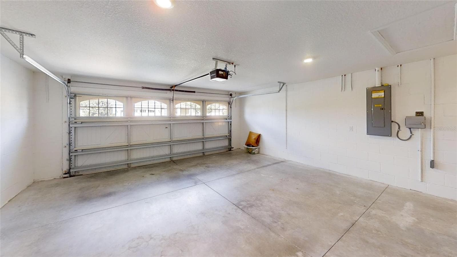 GARAGE - 9818 SW 99TH LOOP, OCALA