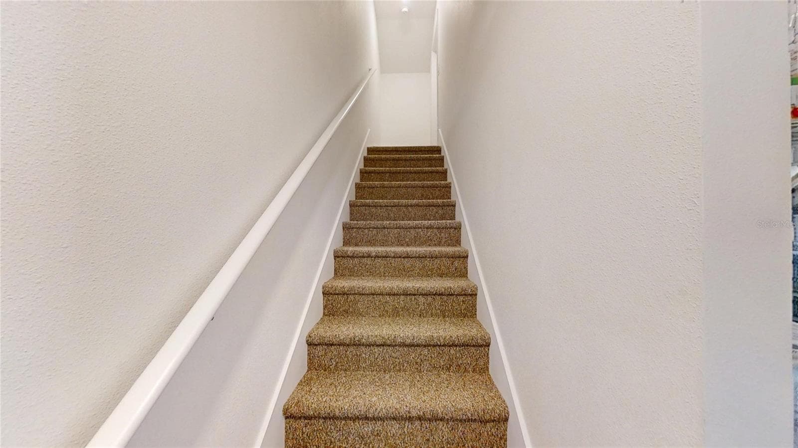 STEPS TO BONUS ROOM ABOVE GARAGE - 9818 SW 99TH LOOP, OCALA