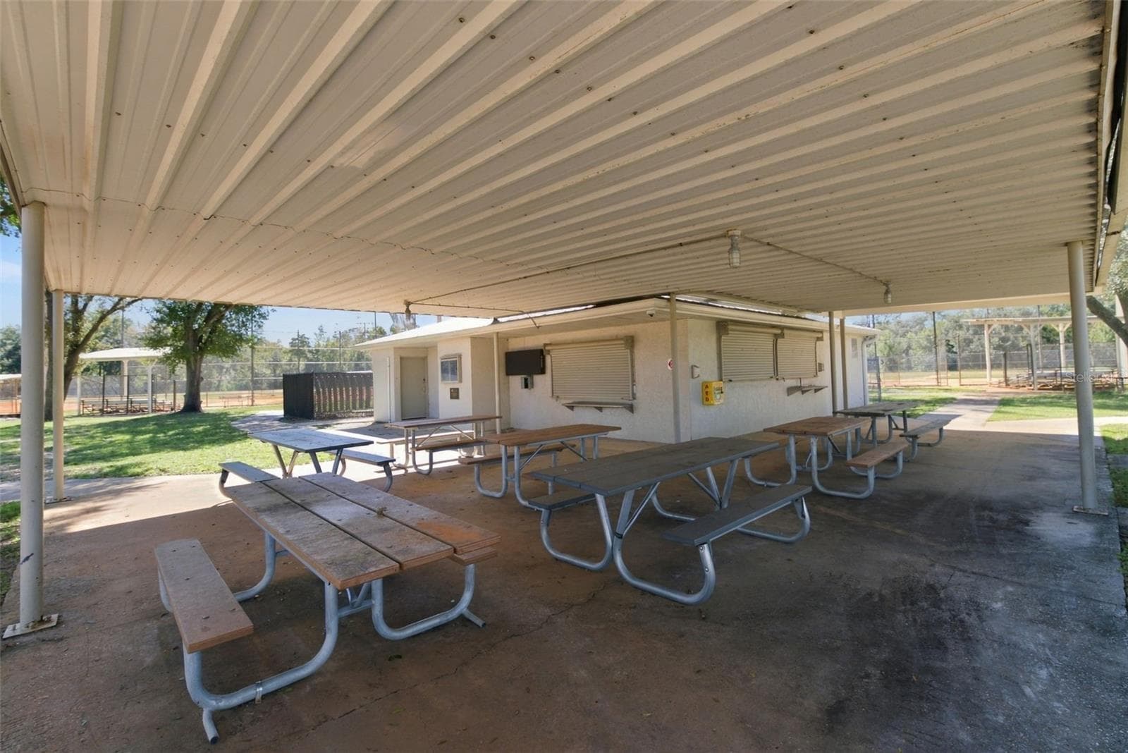 North Lakes Park and Sports Complex - picnic shelter - 16136 FOXFIRE DR, TAMPA