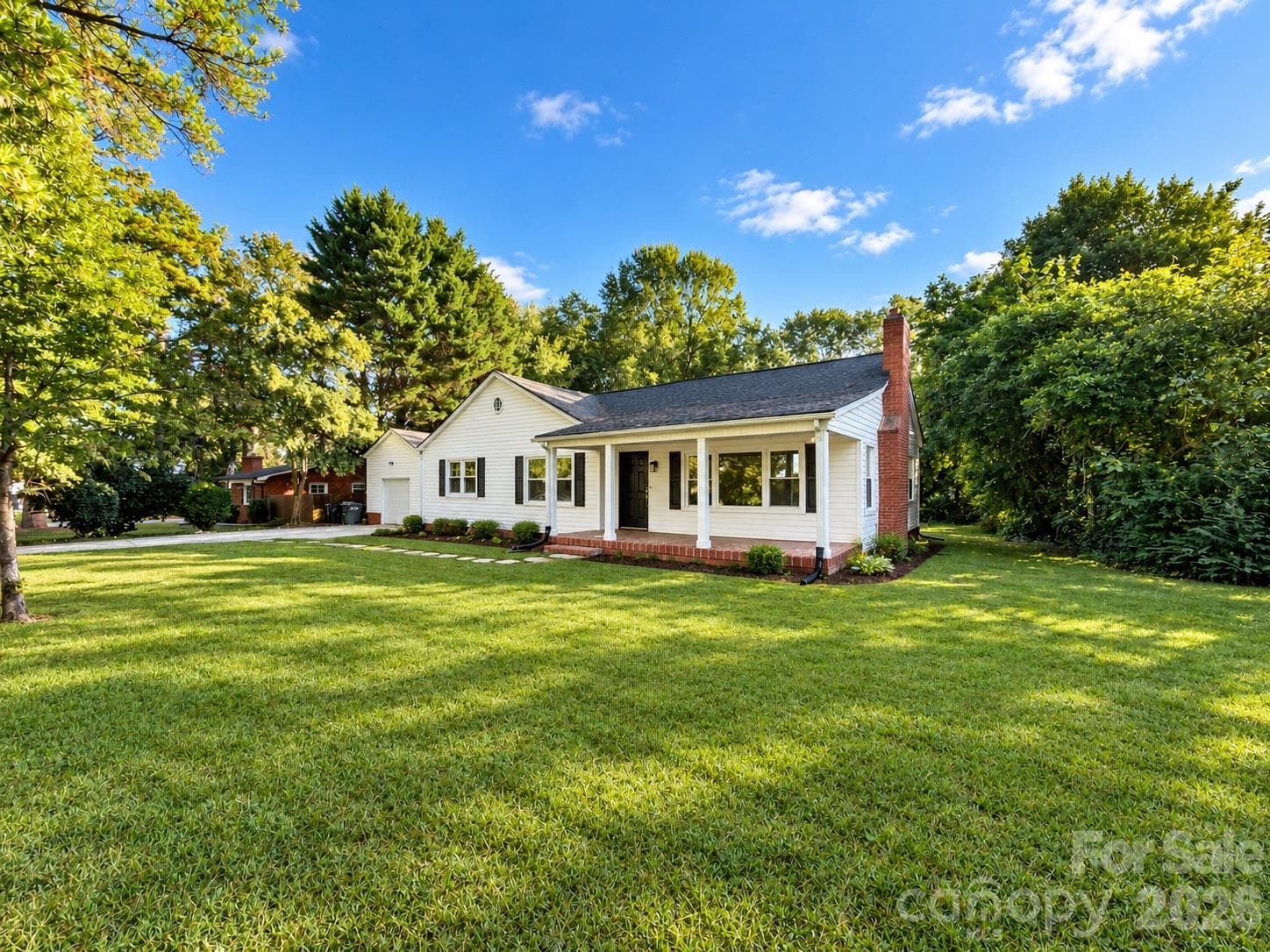 Single Family Residence at 103 S Westover Drive, Monroe, photo 4 of 25