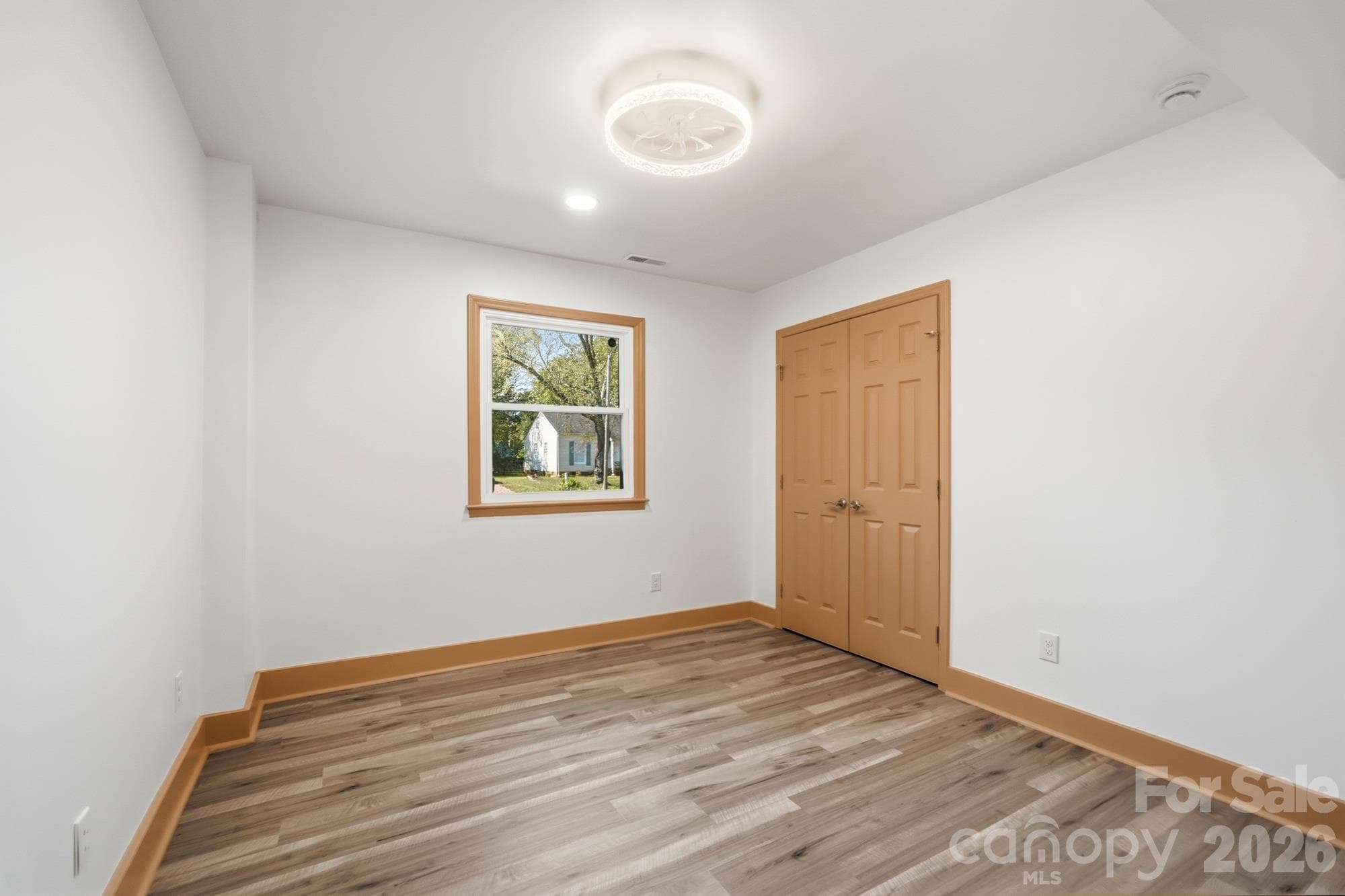Single Family Residence at 6131 Coach Hill Lane, Charlotte, photo 20 of 43