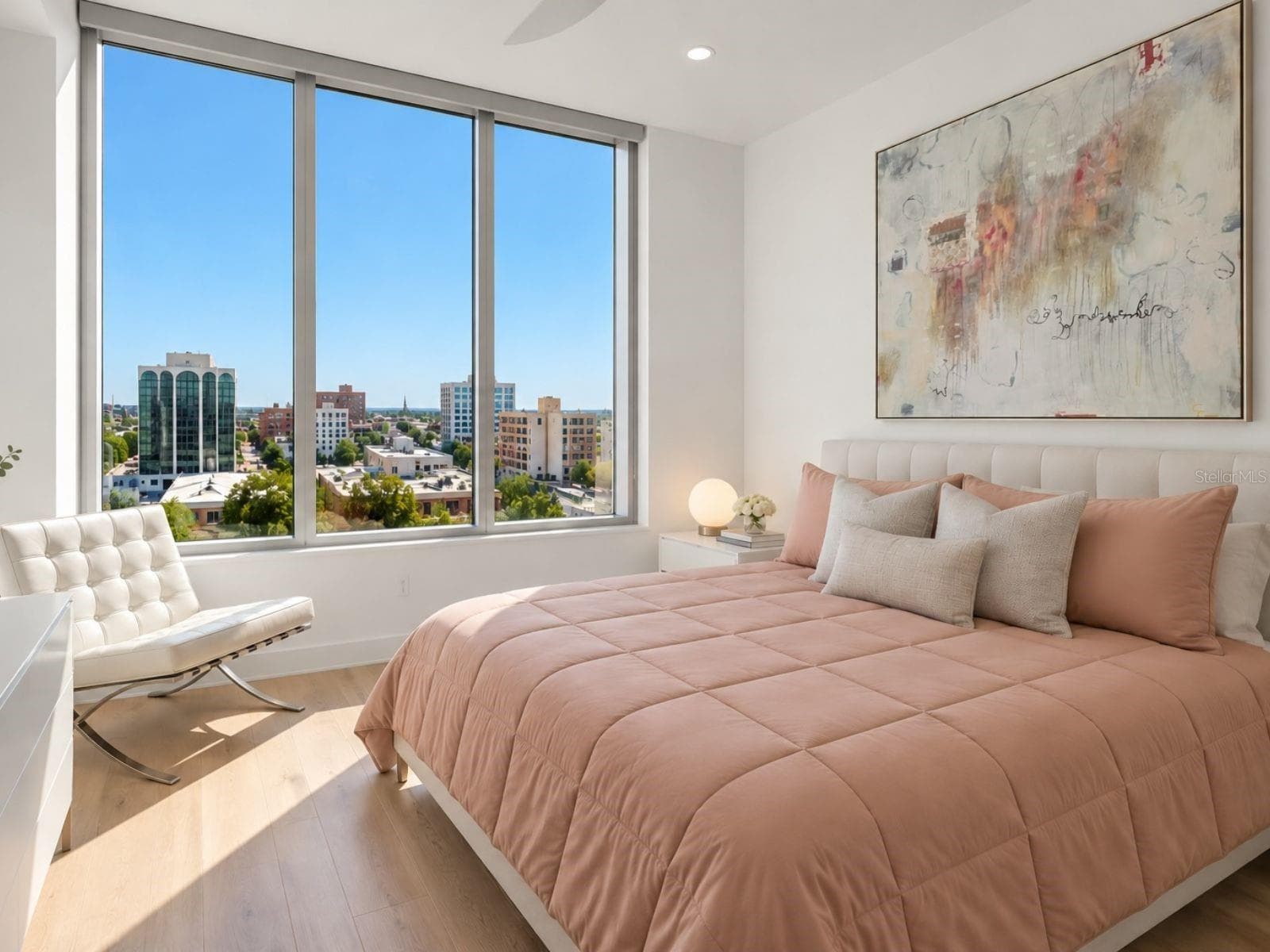 Staged guest bedroom - 111 S PINEAPPLE AVE #1103, SARASOTA