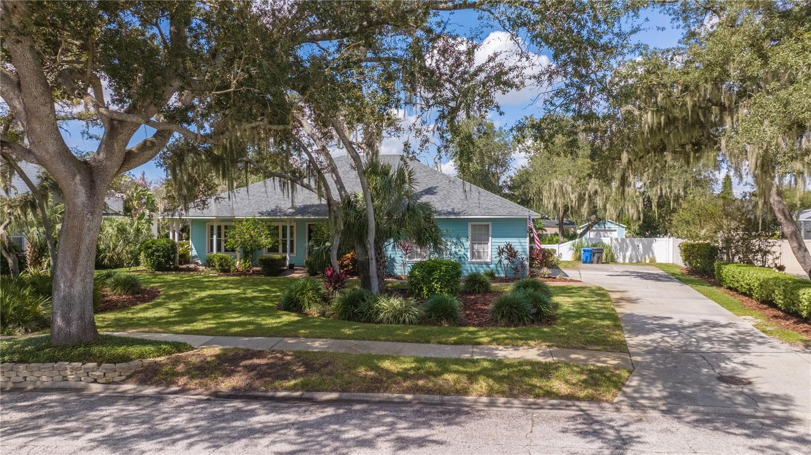 Single Family Residence at 8917 EAGLE WATCH DR, RIVERVIEW, photo 35 of 48