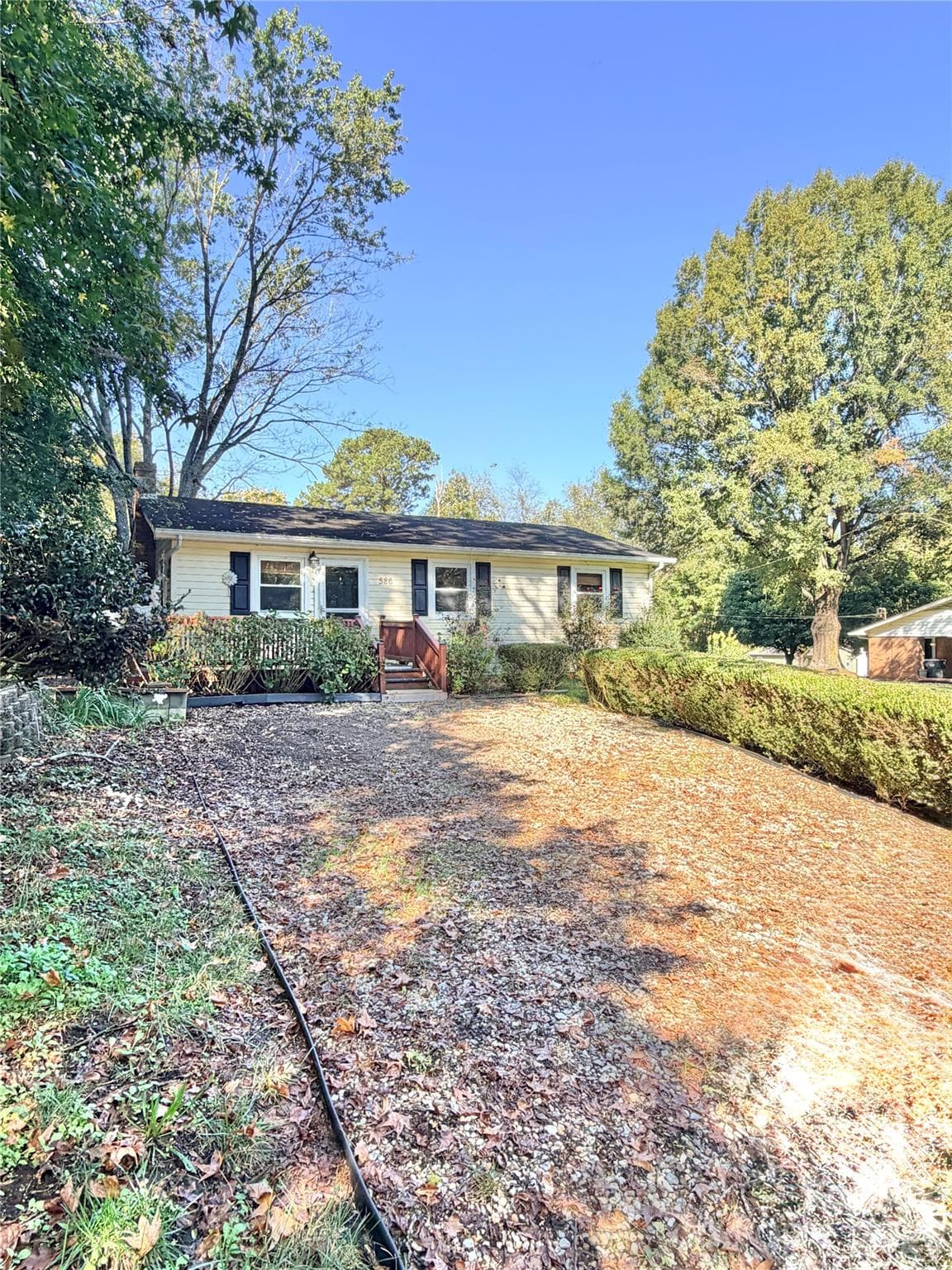 Single Family Residence at 586 Shiloh Road, Statesville, photo 2 of 18