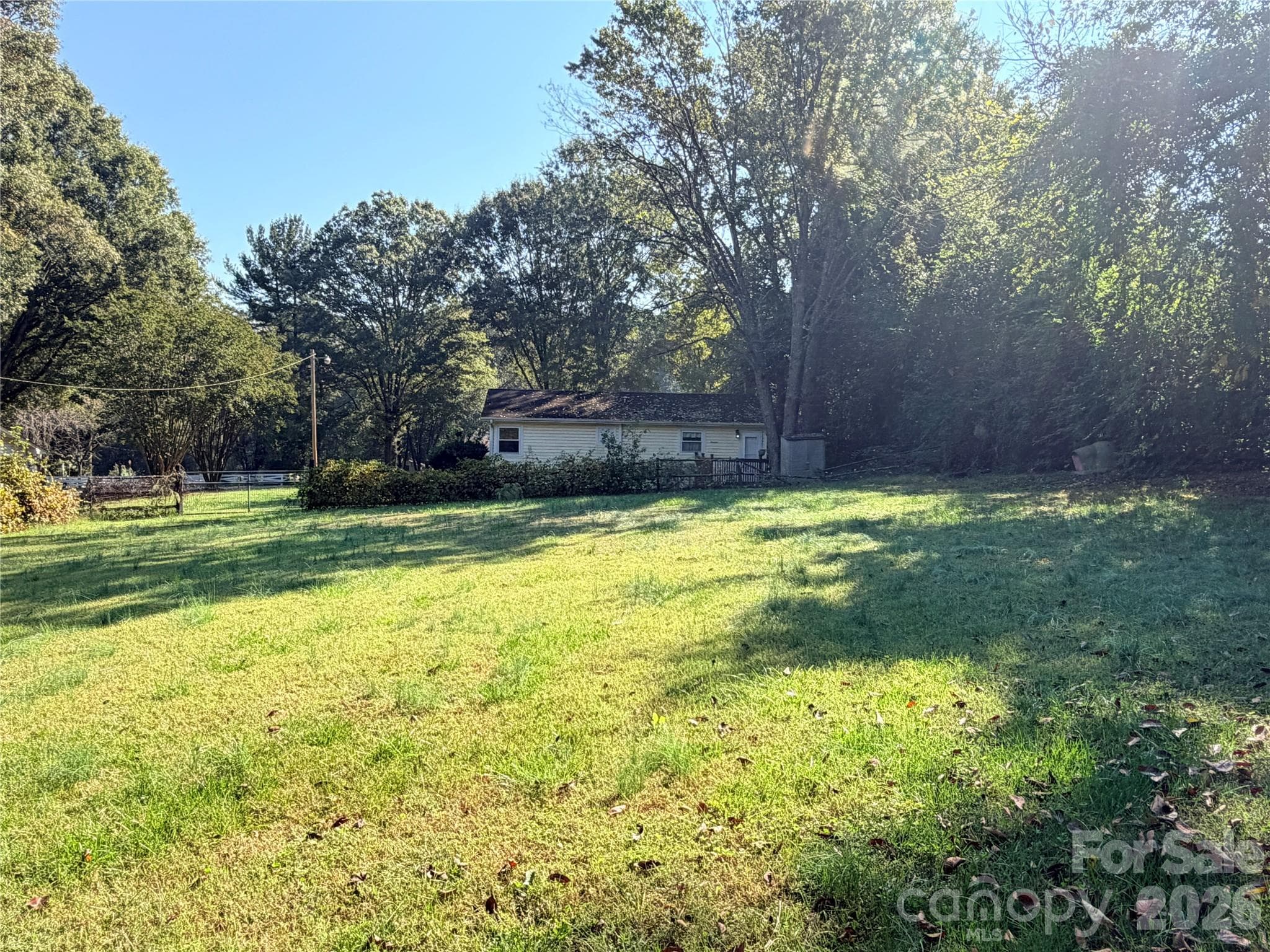 Single Family Residence at 586 Shiloh Road, Statesville, photo 4 of 18