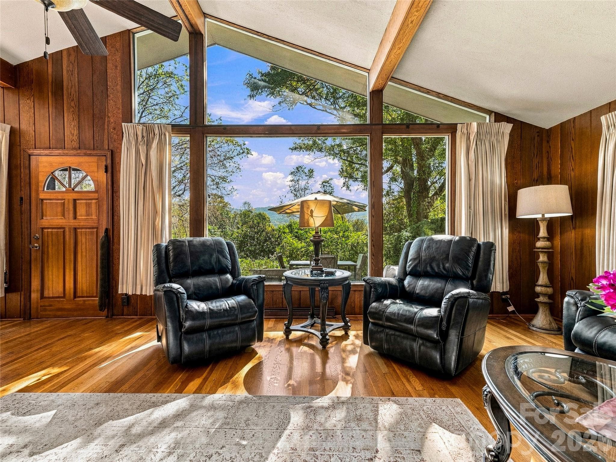 Single Family Residence at 115 Wild Cherry Road, Asheville, photo 11 of 38