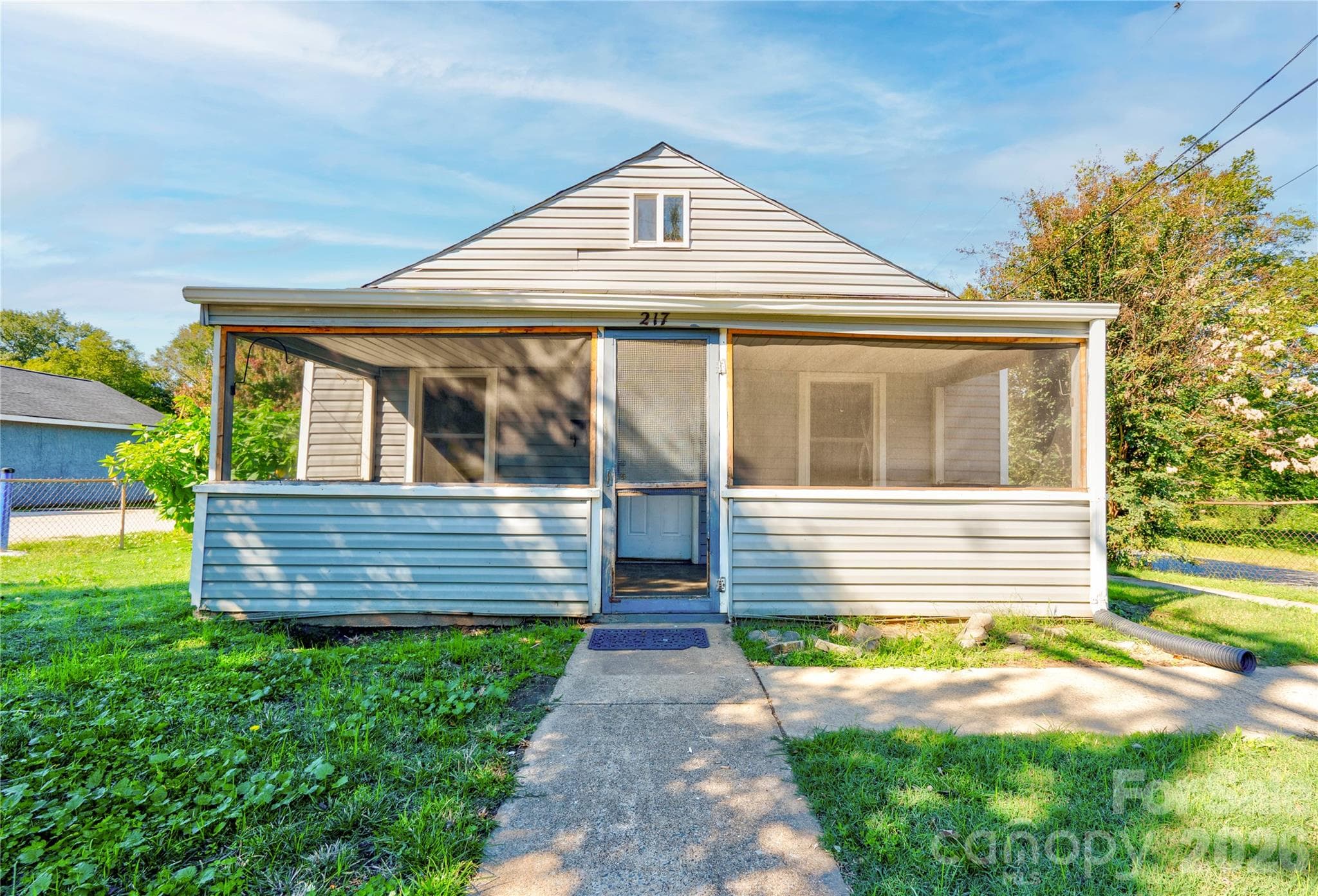 Single Family Residence at 217 Lineberger Street, Shelby, photo 7 of 16