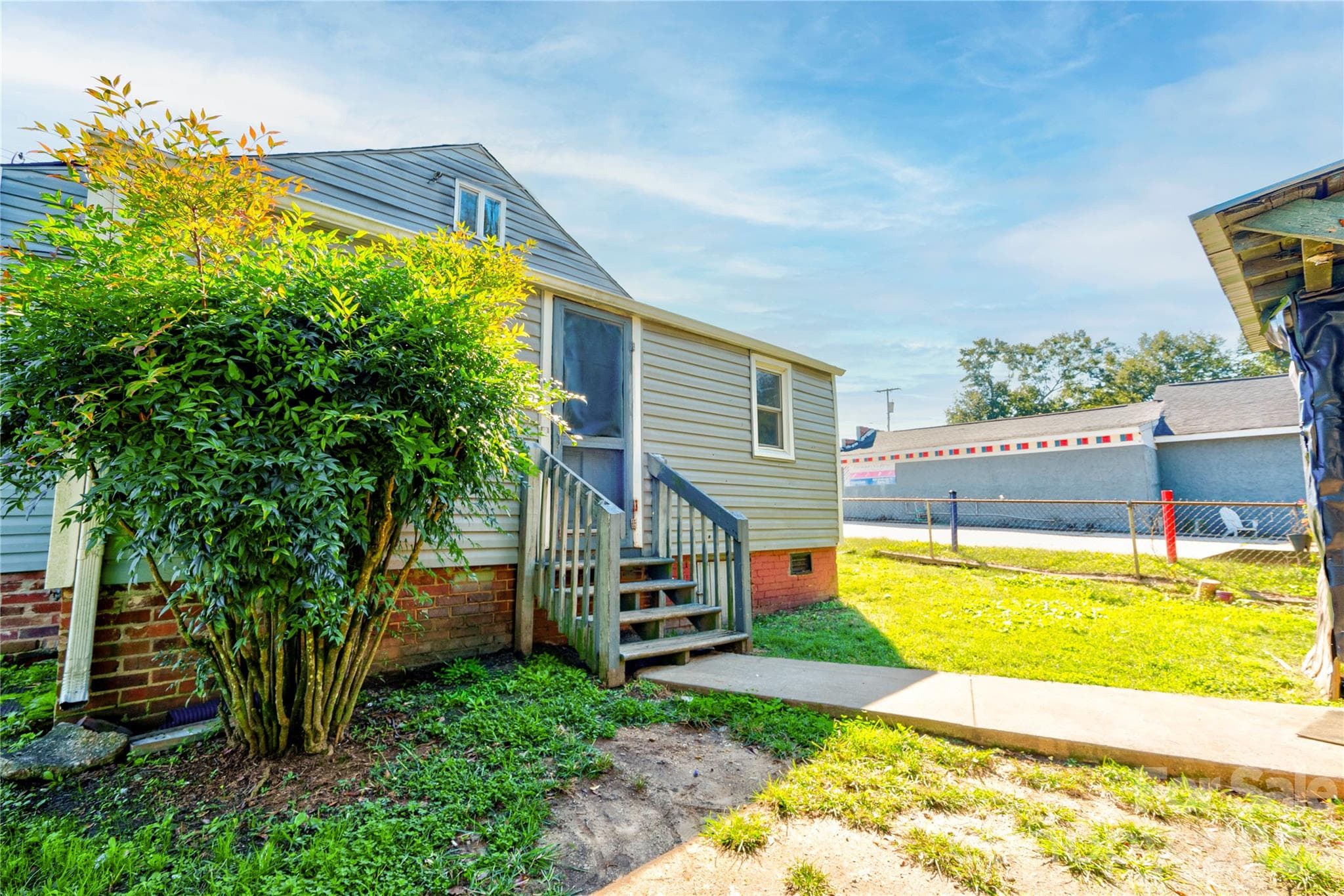 Single Family Residence at 217 Lineberger Street, Shelby, photo 9 of 16