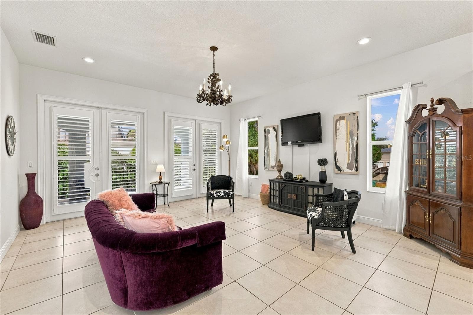 Single Family Residence at 4001 42ND ST S, ST PETERSBURG, photo 4 of 68