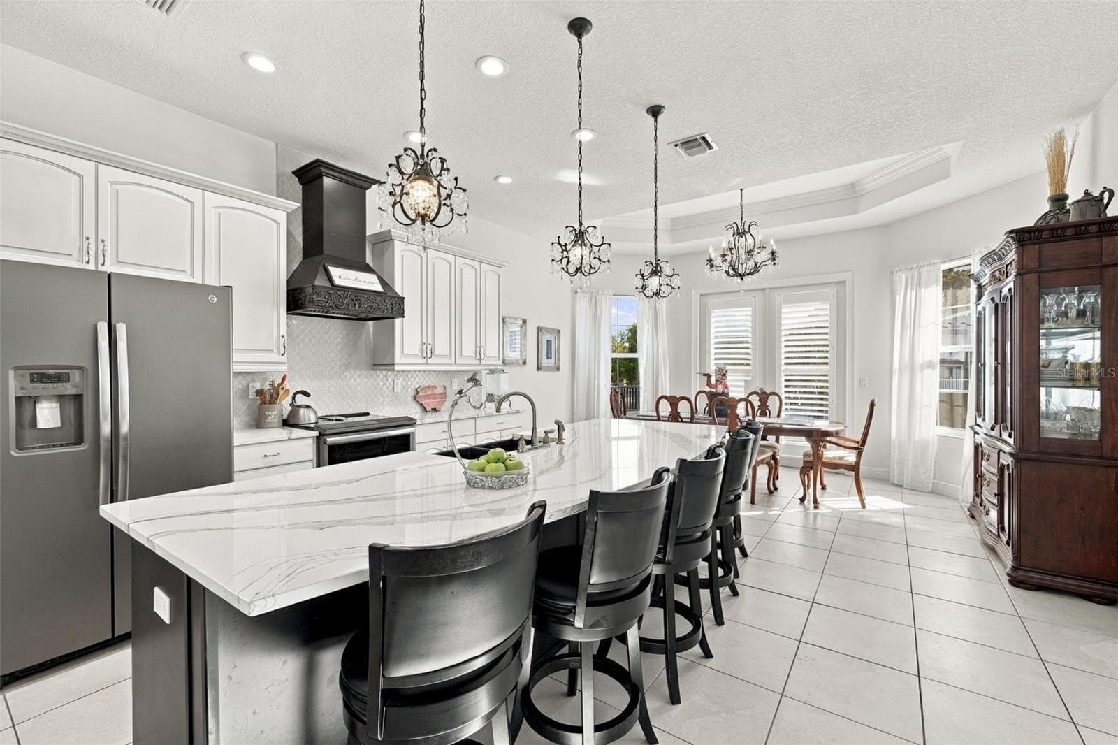 Single Family Residence at 4001 42ND ST S, ST PETERSBURG, photo 13 of 68