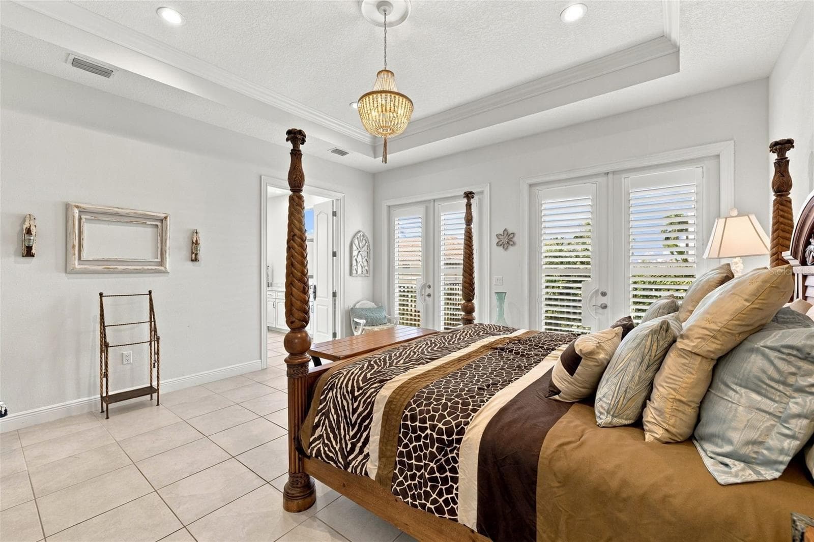 Single Family Residence at 4001 42ND ST S, ST PETERSBURG, photo 18 of 68