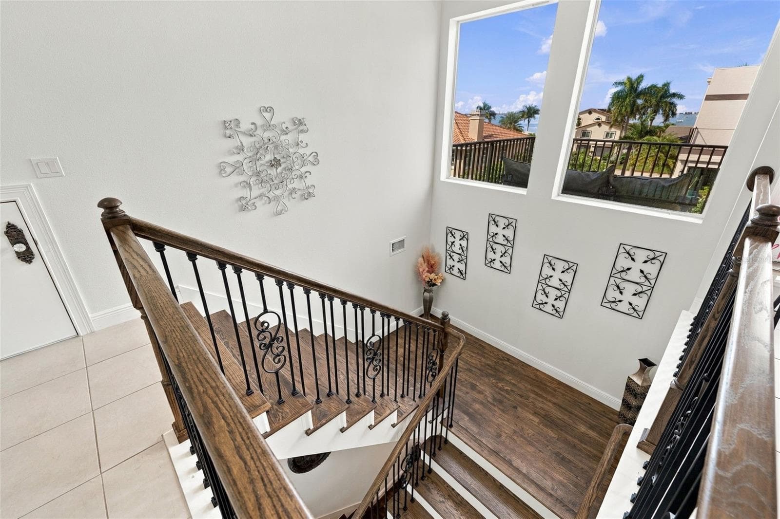 Single Family Residence at 4001 42ND ST S, ST PETERSBURG, photo 33 of 68