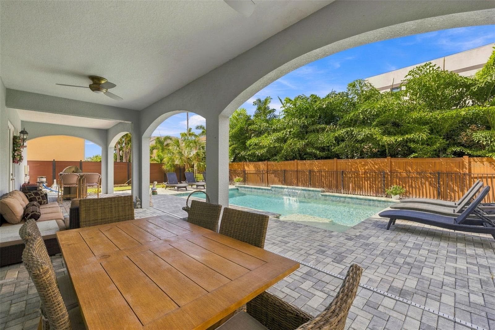 Single Family Residence at 4001 42ND ST S, ST PETERSBURG, photo 51 of 68