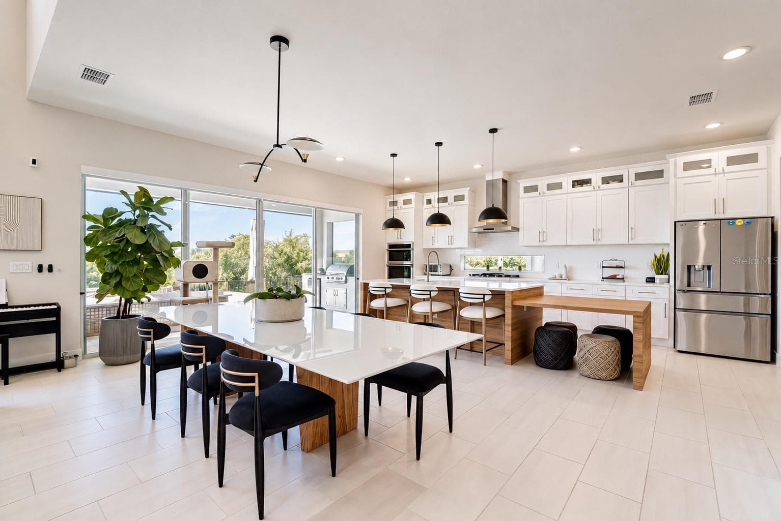 Single Family Residence at 16103 VOLTERRA PT, BELLA COLLINA, photo 7 of 60