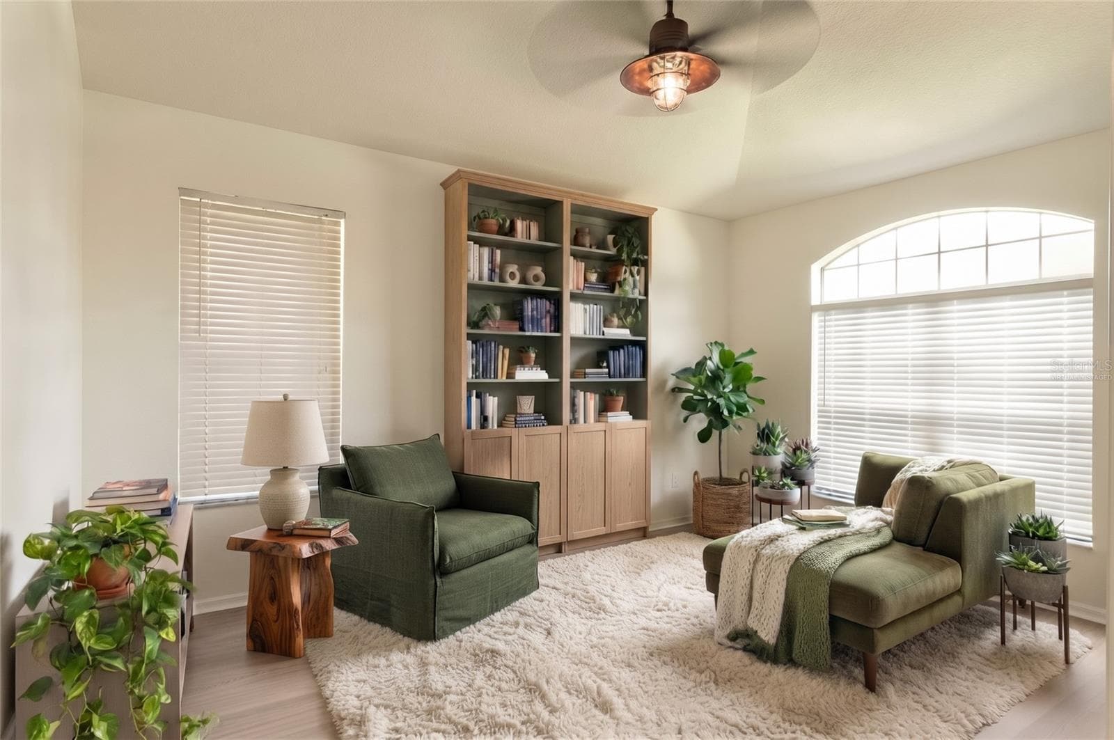 Virtually Staged - 1435 TAWNYBERRY CT, TRINITY