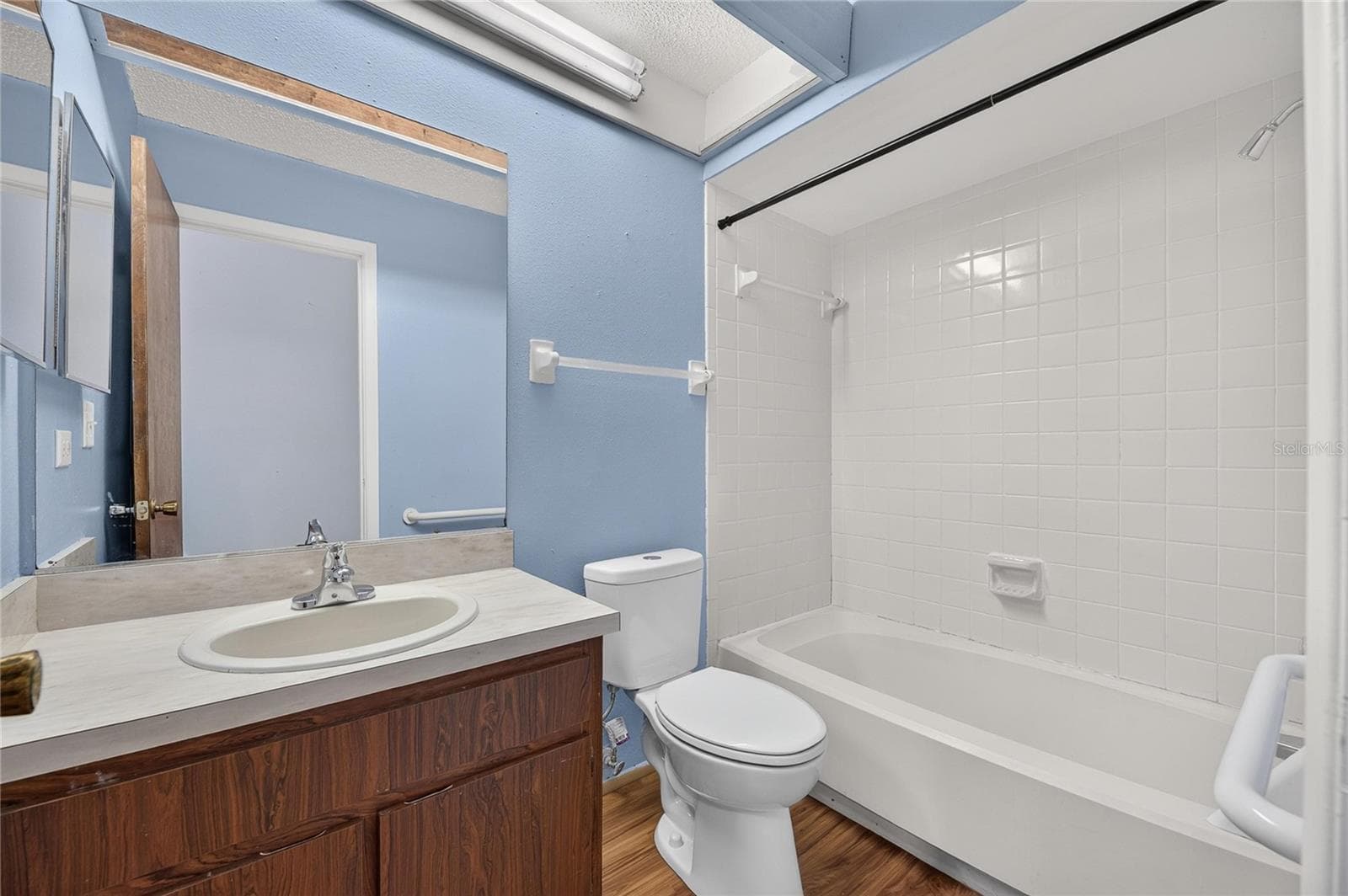 Single Family Residence at 332 BRANDYWINE DR, VALRICO, photo 17 of 38