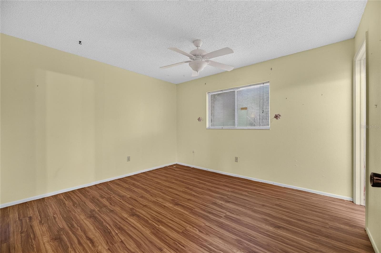 Single Family Residence at 332 BRANDYWINE DR, VALRICO, photo 19 of 38