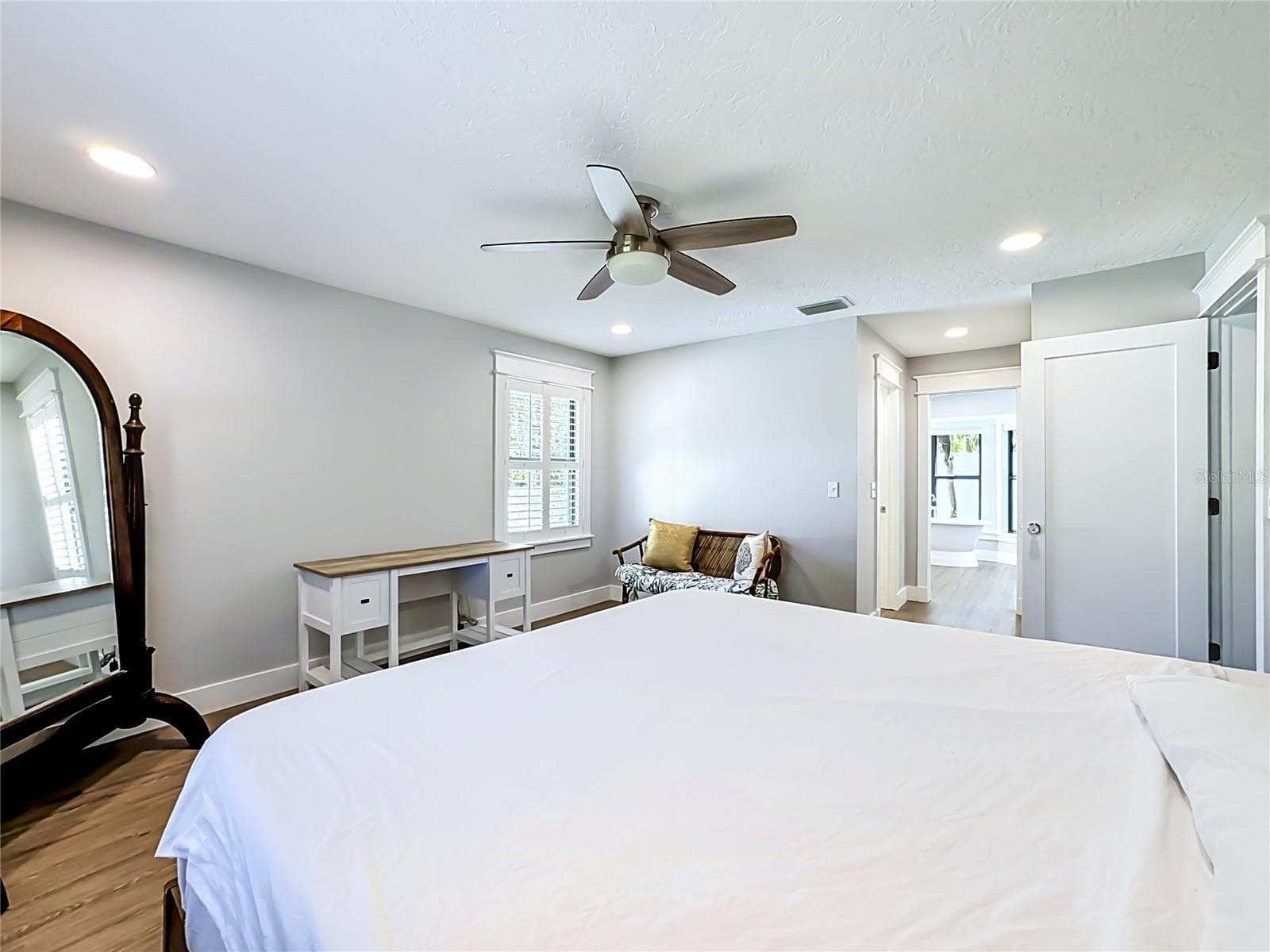 Single Family Residence at 1115 MILL RUN E, BRADENTON, photo 27 of 61