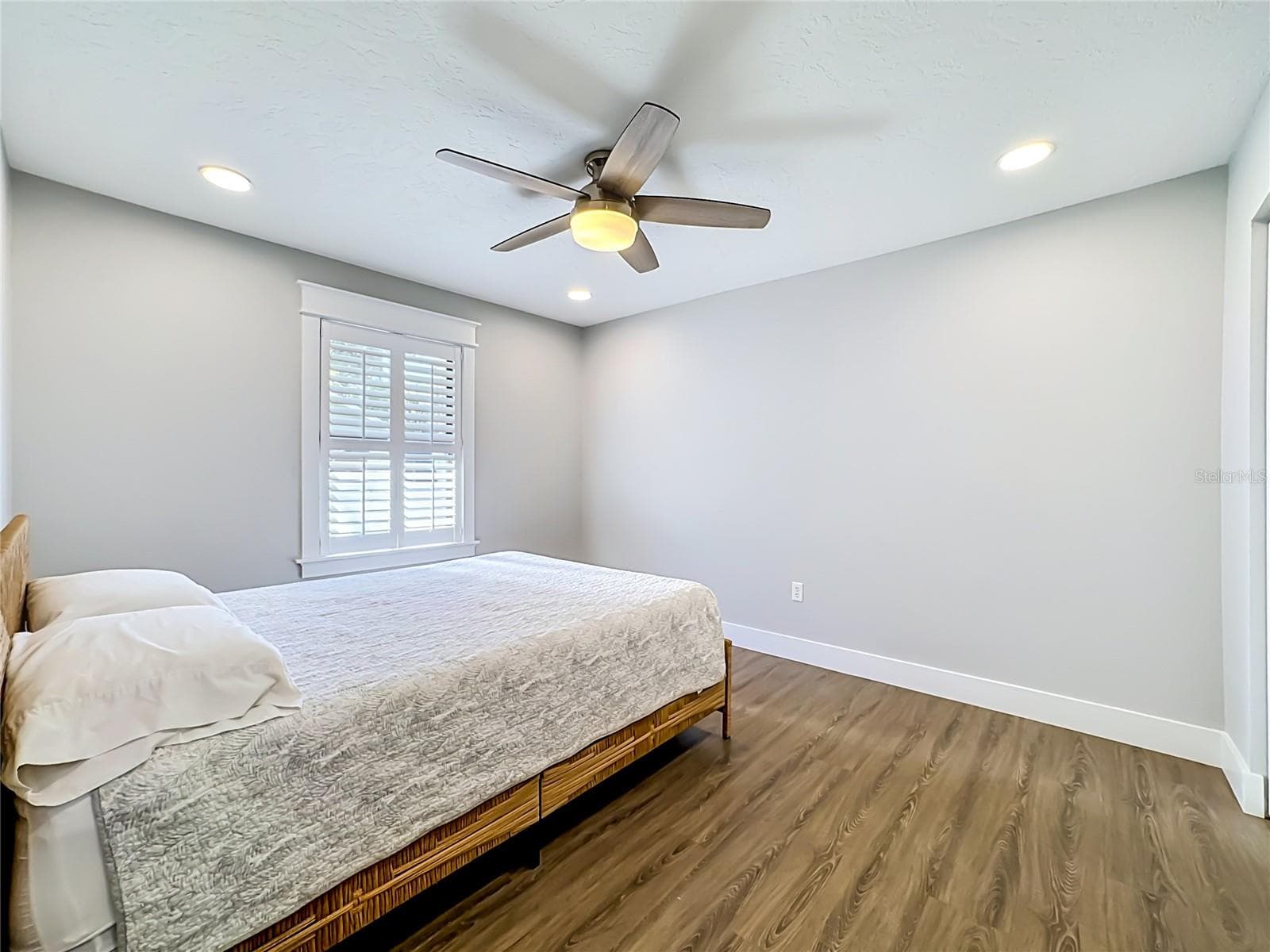 Single Family Residence at 1115 MILL RUN E, BRADENTON, photo 36 of 61