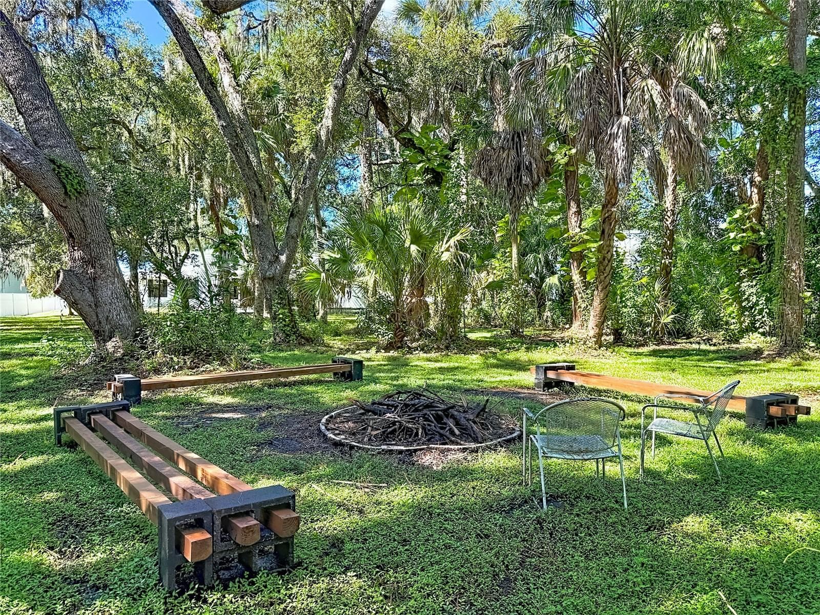 Single Family Residence at 1115 MILL RUN E, BRADENTON, photo 55 of 61