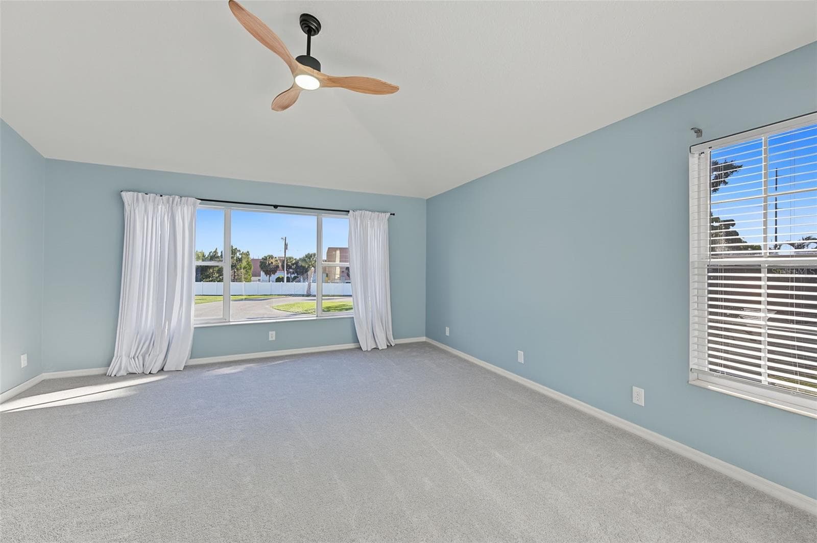 Primary Bedroom - 2555 NEWBERN DR, CLEARWATER