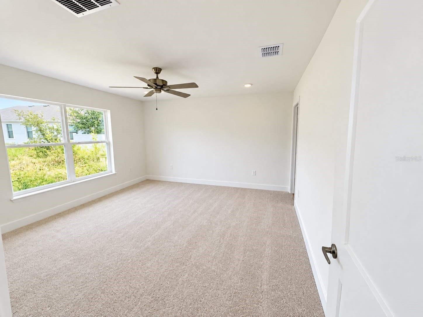 Master - 280 HYACINTH CT, POINCIANA