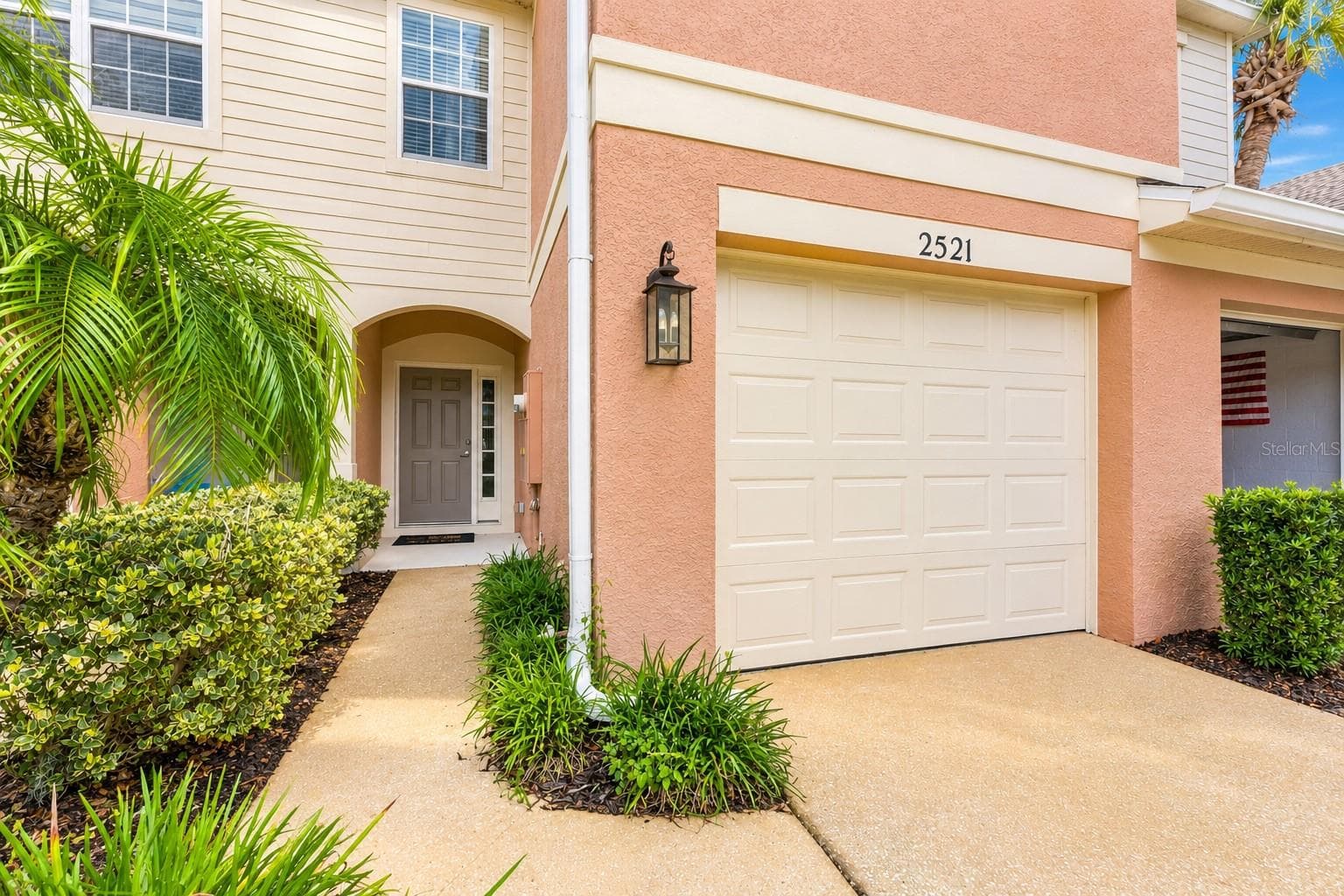 Townhouse at 2521 STOCKTON DR, SANFORD, photo 6 of 38