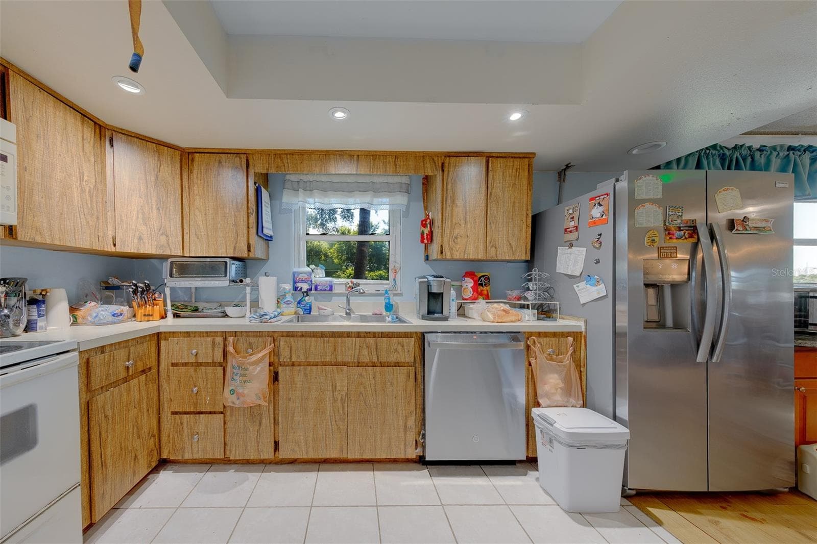 Large Kitchen - 12300 PARK BLVD #113, SEMINOLE