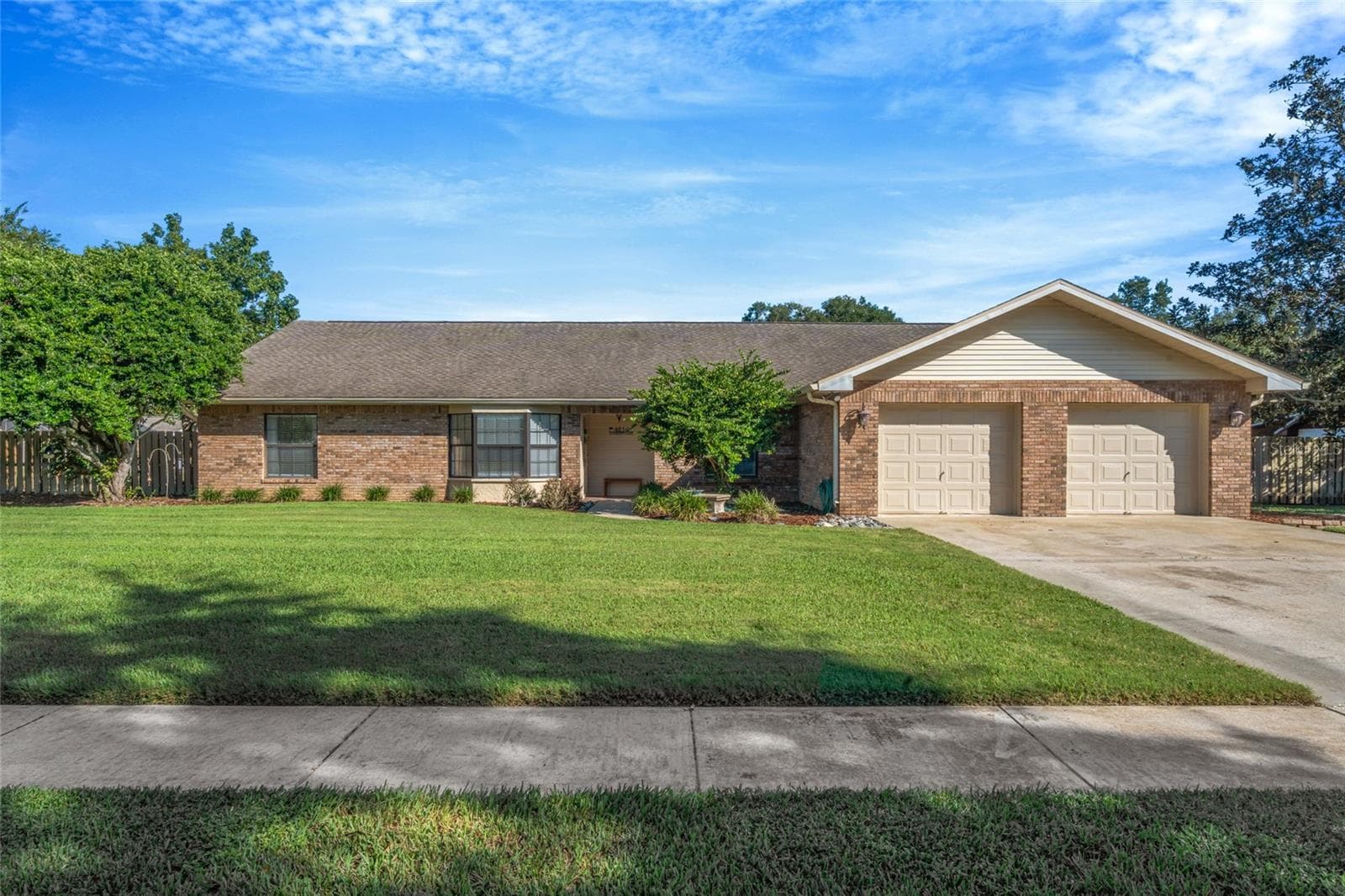 Single Family Residence at 4614 DUXBERRY LN, VALRICO, photo 16 of 146