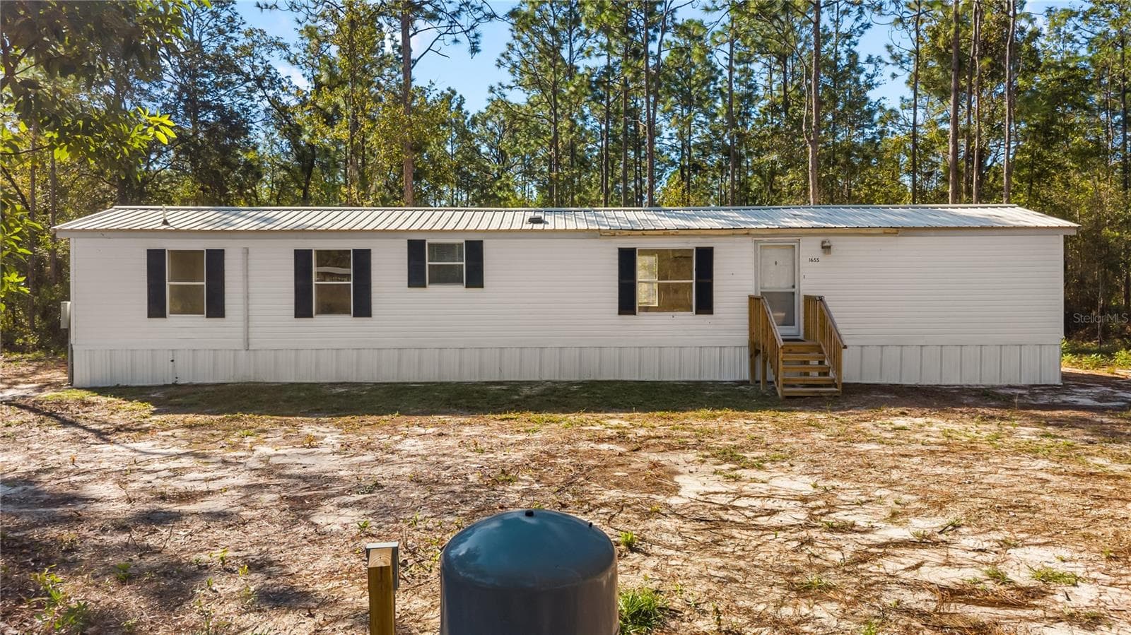 Manufactured Home at 1655 NW 65TH ST, BELL, photo 10 of 36