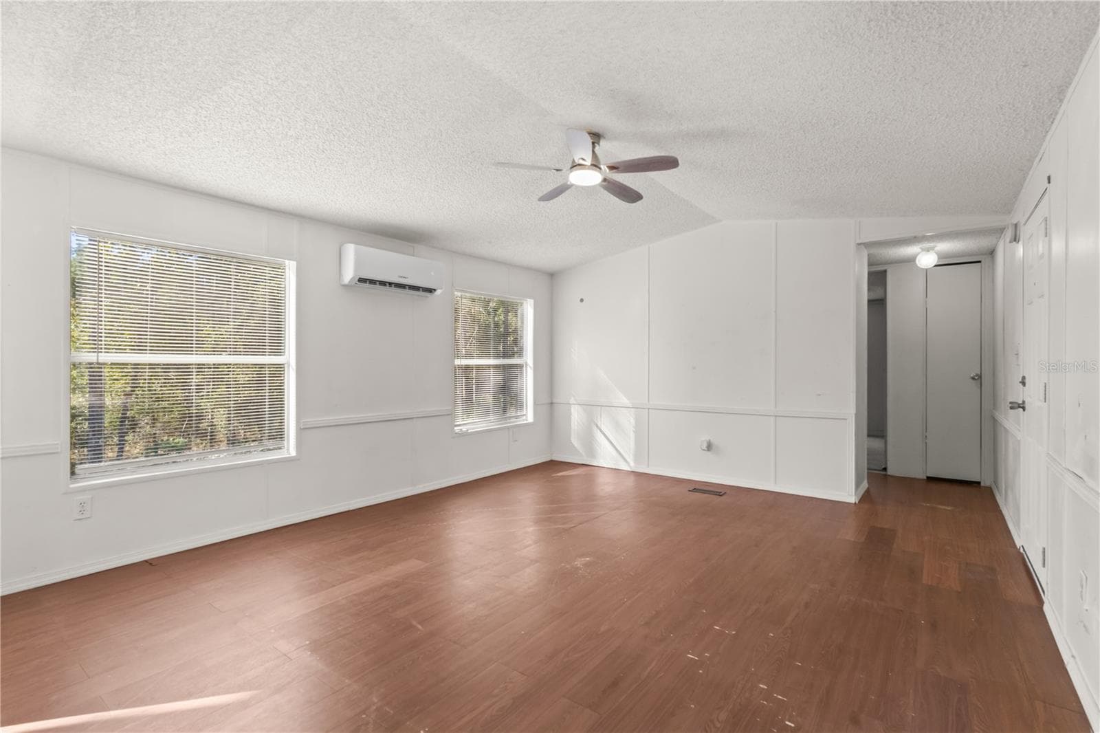 Manufactured Home at 1655 NW 65TH ST, BELL, photo 21 of 36