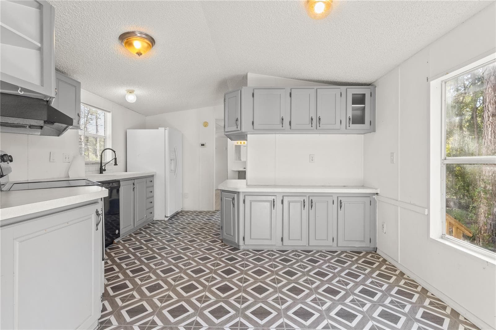 Manufactured Home at 1655 NW 65TH ST, BELL, photo 23 of 36