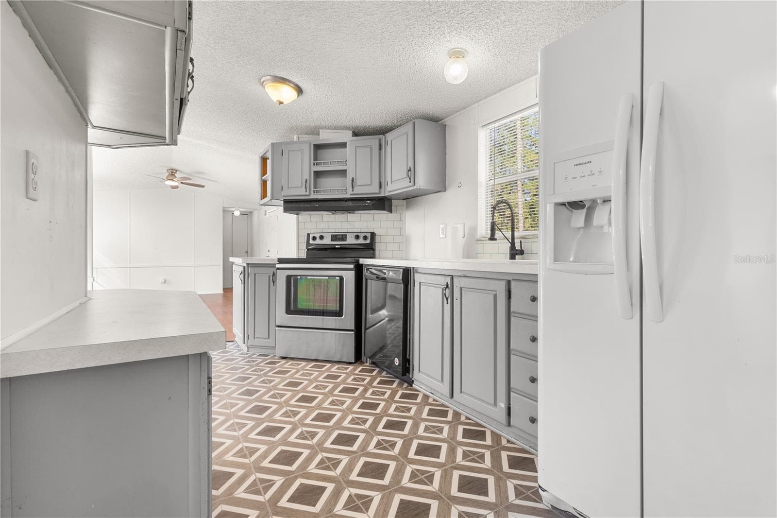 Manufactured Home at 1655 NW 65TH ST, BELL, photo 29 of 36