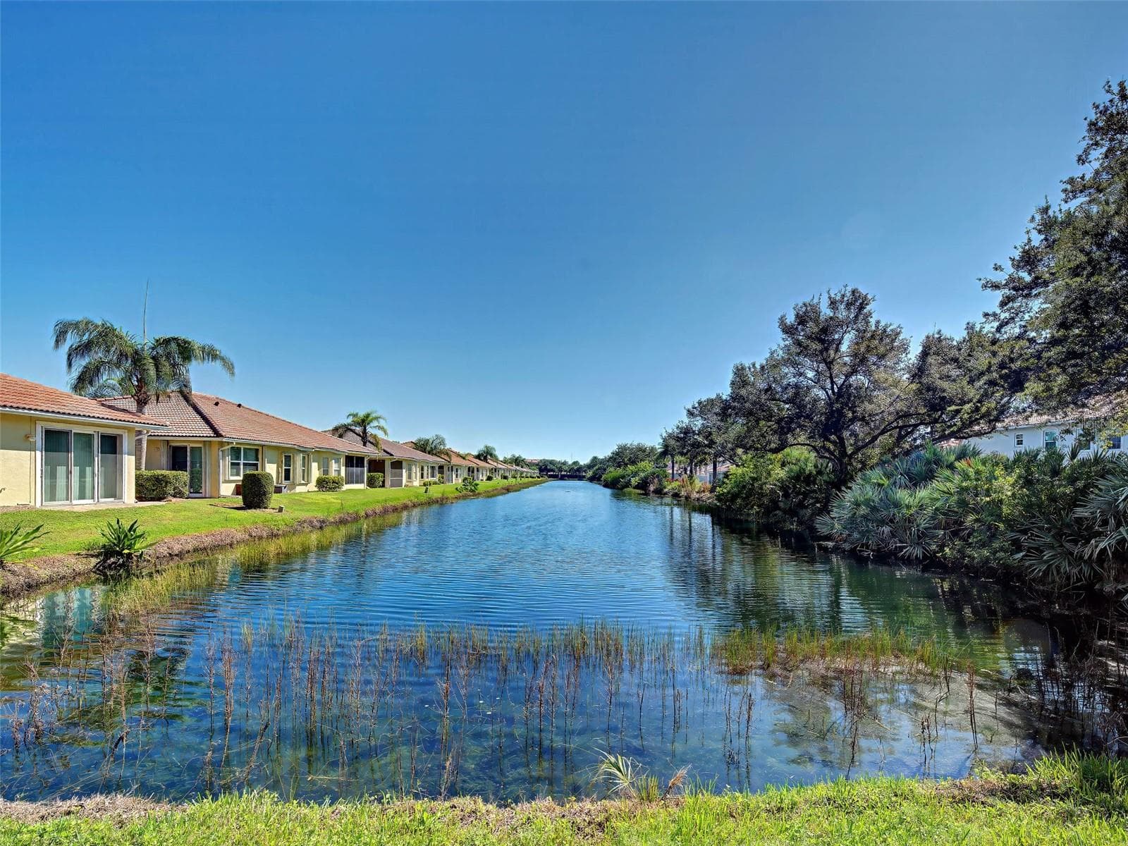 Villa at 251 VISTA DEL LAGO WAY, VENICE, photo 36 of 48