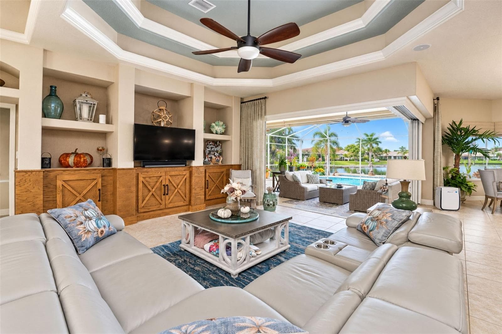 Single Family Residence at 472 MACEDONIA DR, PUNTA GORDA, photo 6 of 88