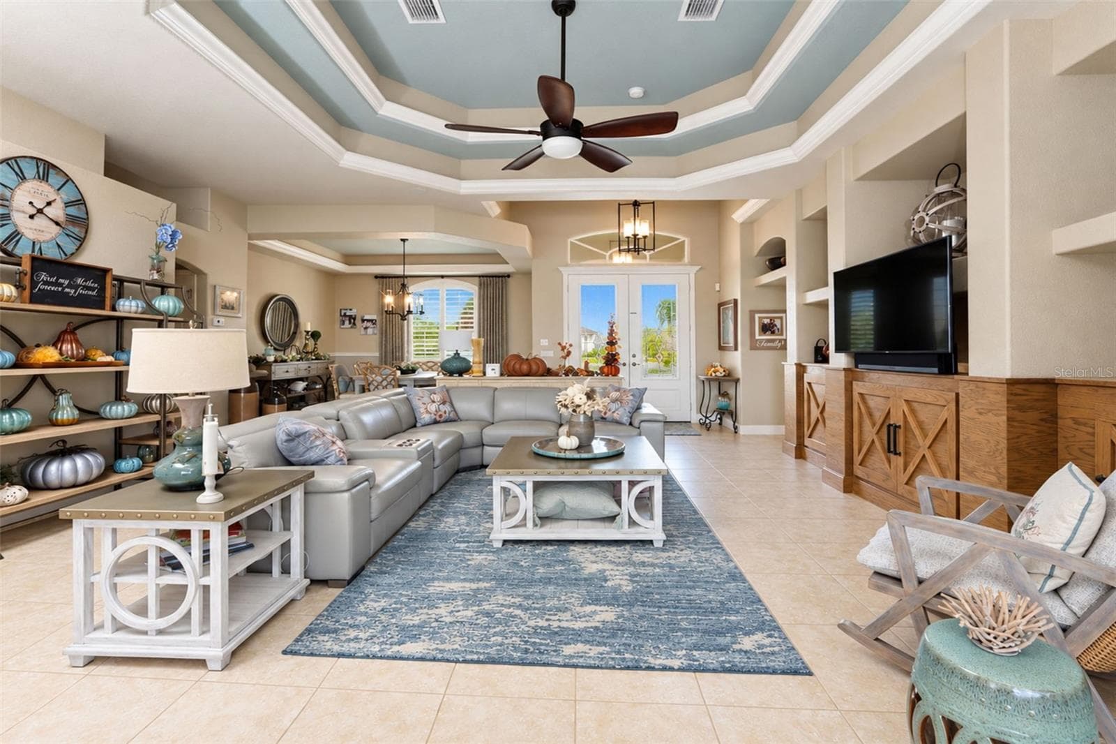 Single Family Residence at 472 MACEDONIA DR, PUNTA GORDA, photo 10 of 88