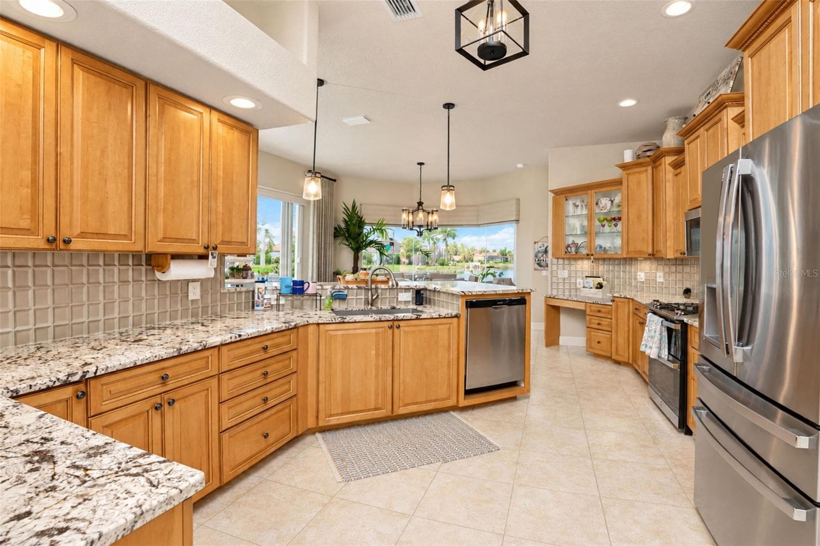 Single Family Residence at 472 MACEDONIA DR, PUNTA GORDA, photo 27 of 88