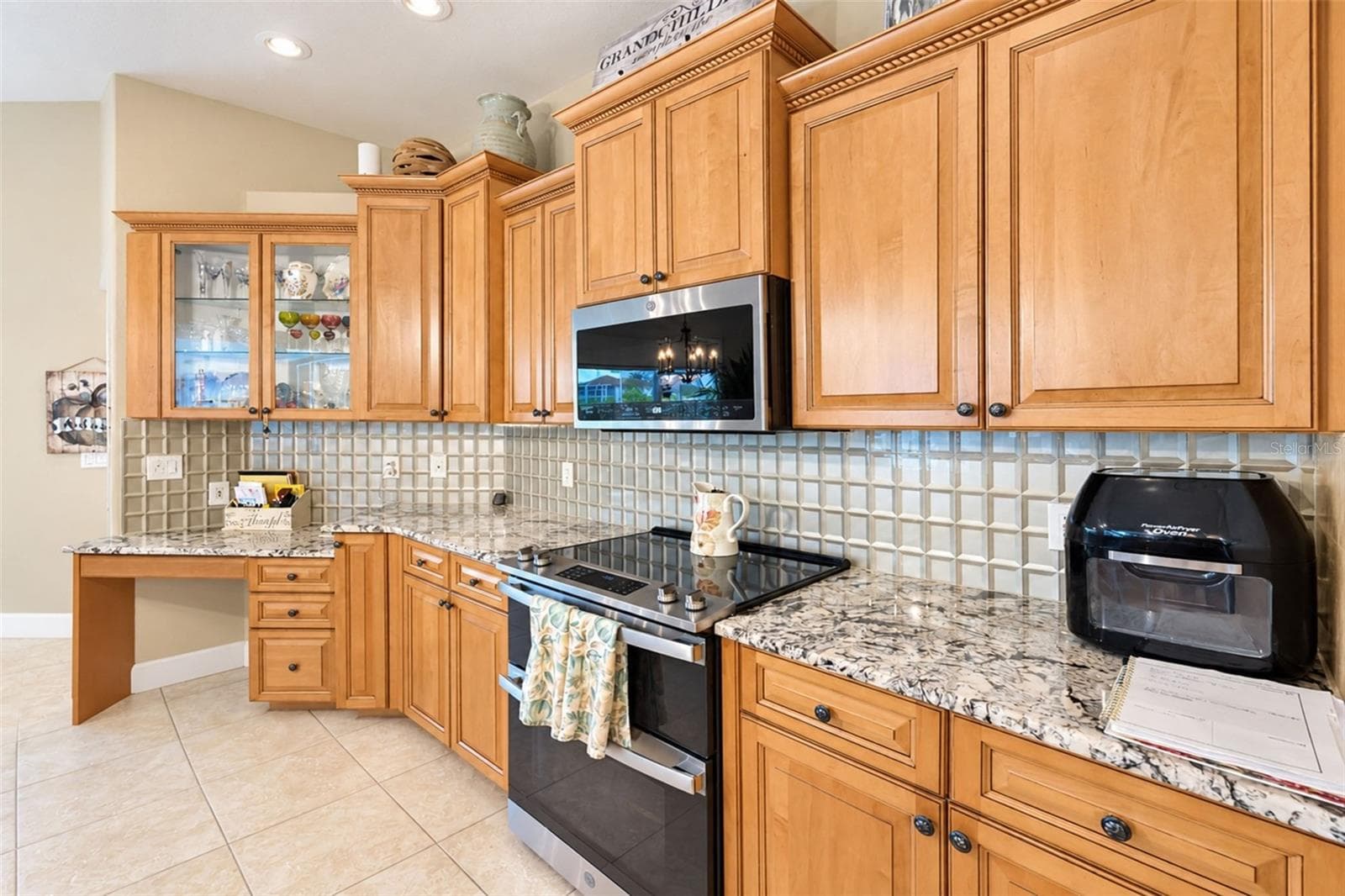 Single Family Residence at 472 MACEDONIA DR, PUNTA GORDA, photo 29 of 88