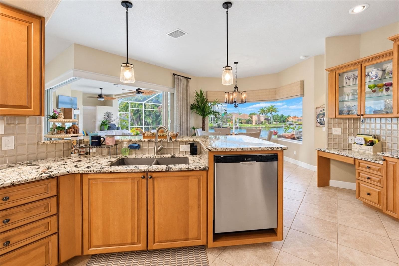 Single Family Residence at 472 MACEDONIA DR, PUNTA GORDA, photo 31 of 88