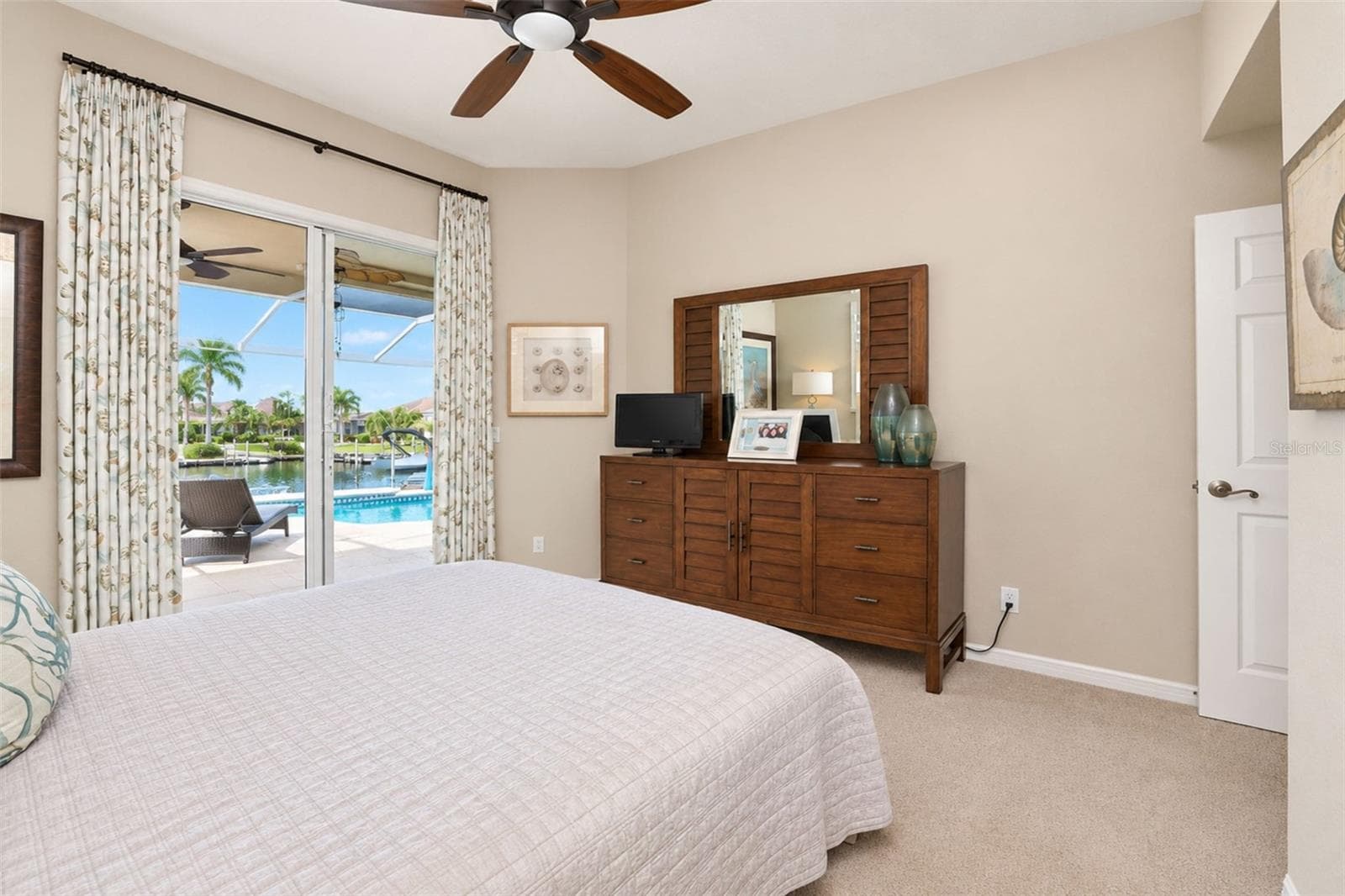 Single Family Residence at 472 MACEDONIA DR, PUNTA GORDA, photo 45 of 88