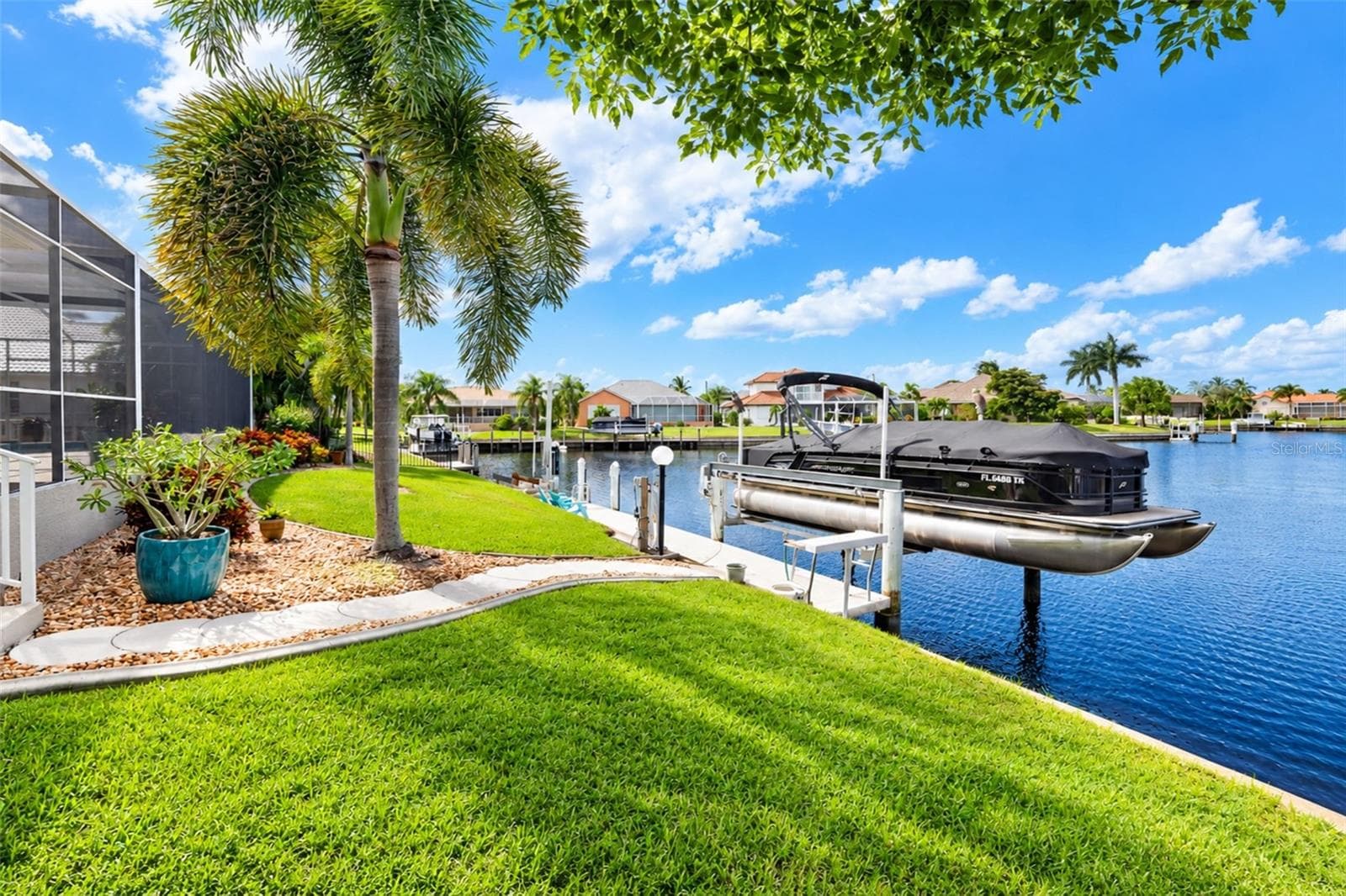 Single Family Residence at 472 MACEDONIA DR, PUNTA GORDA, photo 73 of 88