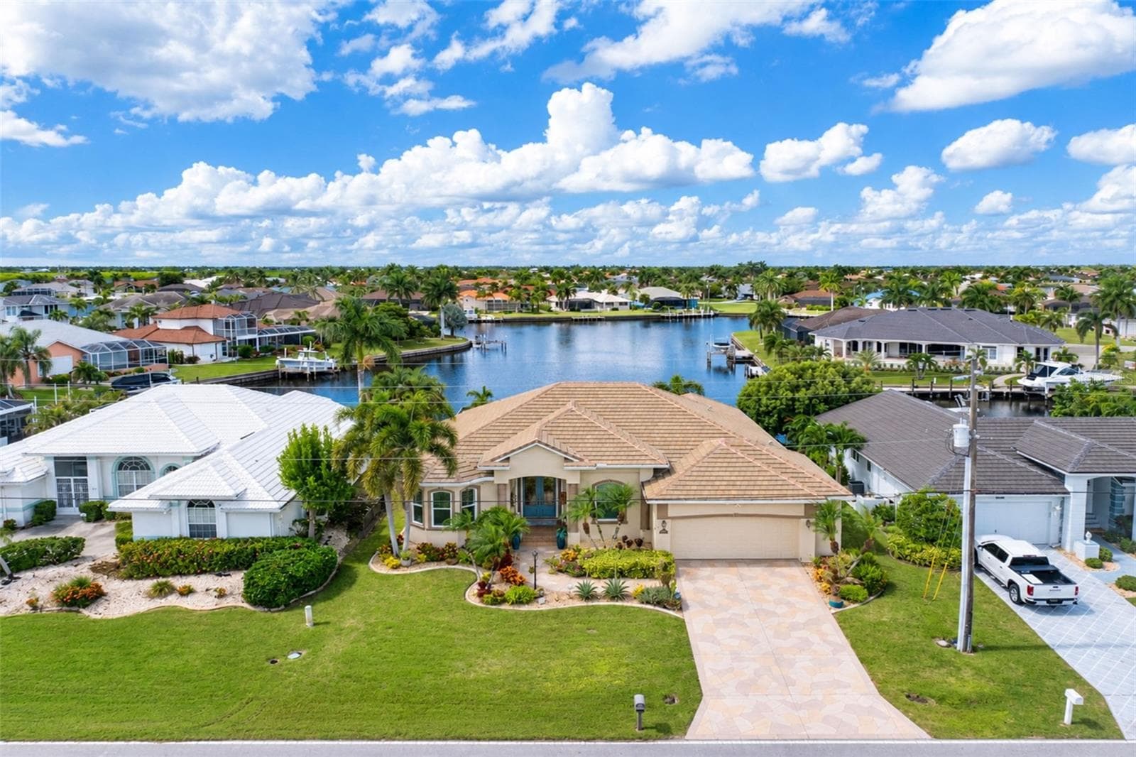 Single Family Residence at 472 MACEDONIA DR, PUNTA GORDA, photo 76 of 88