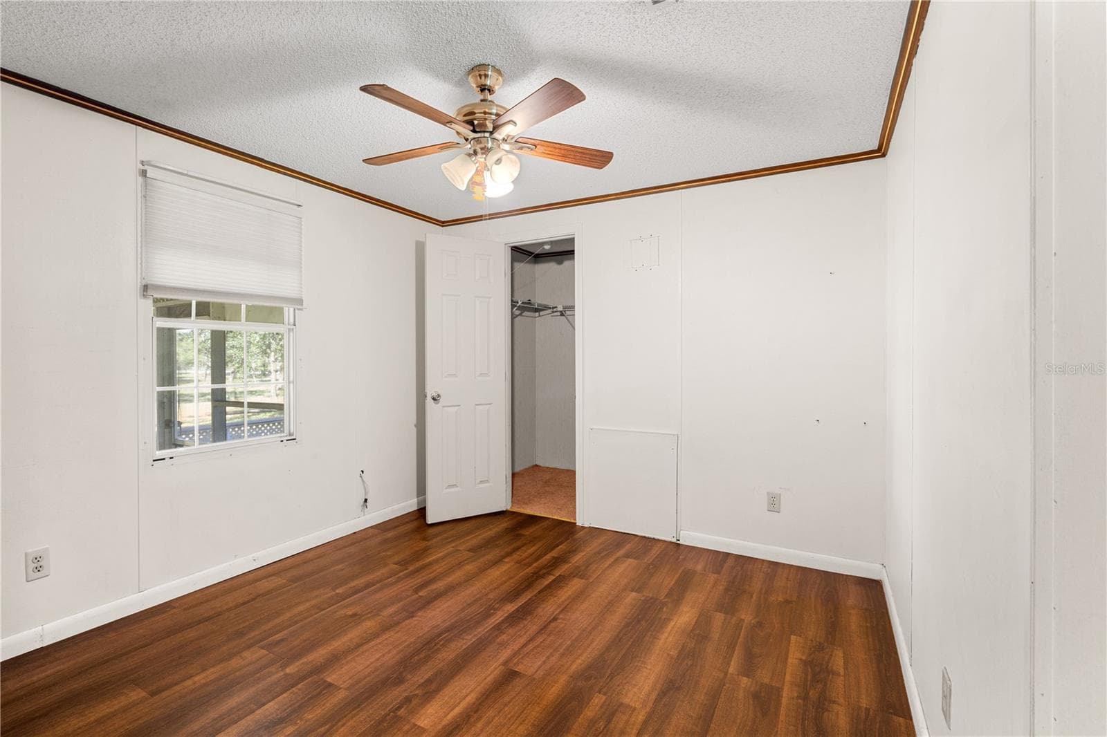 Manufactured Home at 14050 SE 10TH ST, WILLISTON, photo 34 of 41