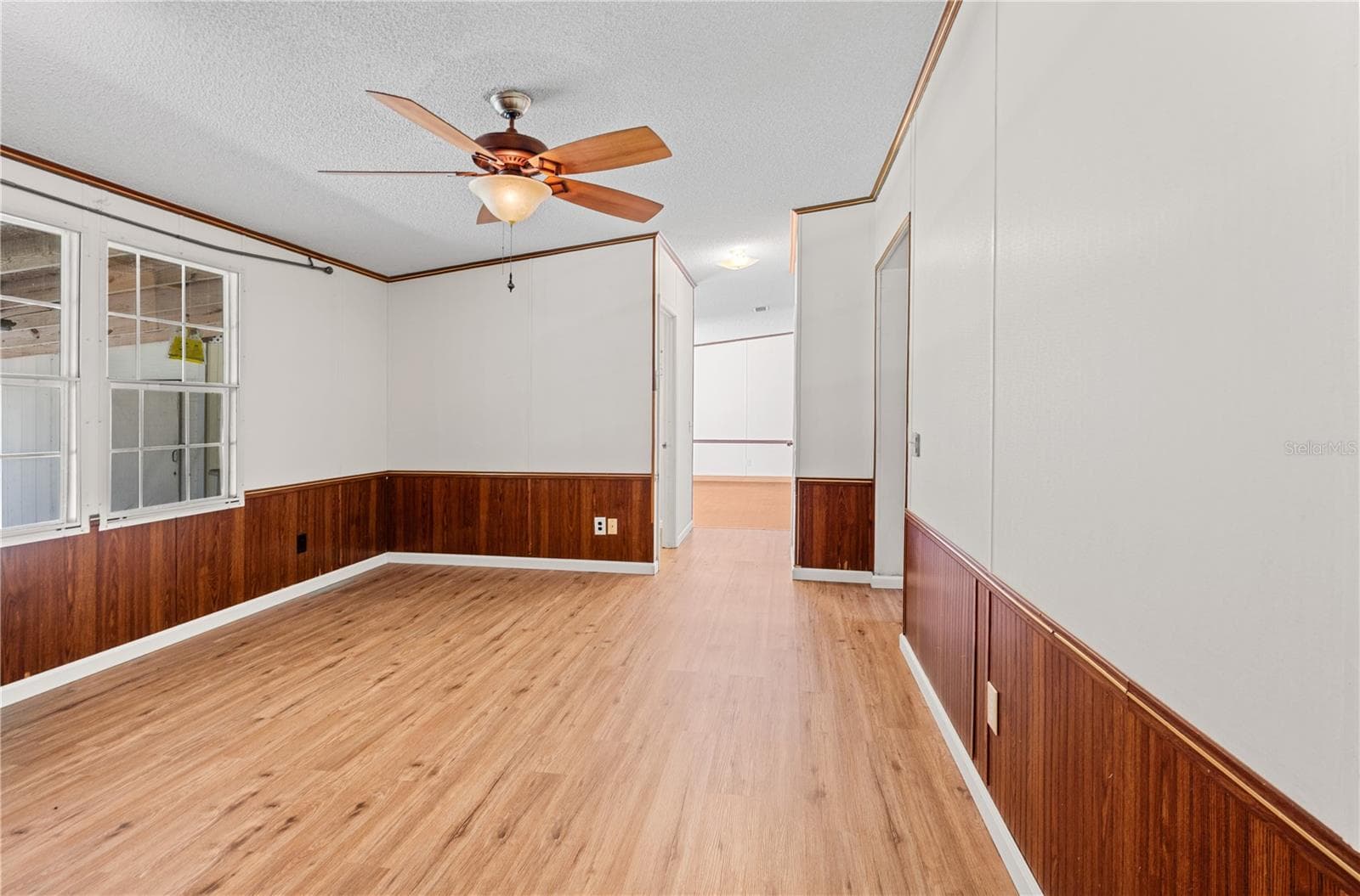 Manufactured Home at 14050 SE 10TH ST, WILLISTON, photo 38 of 41