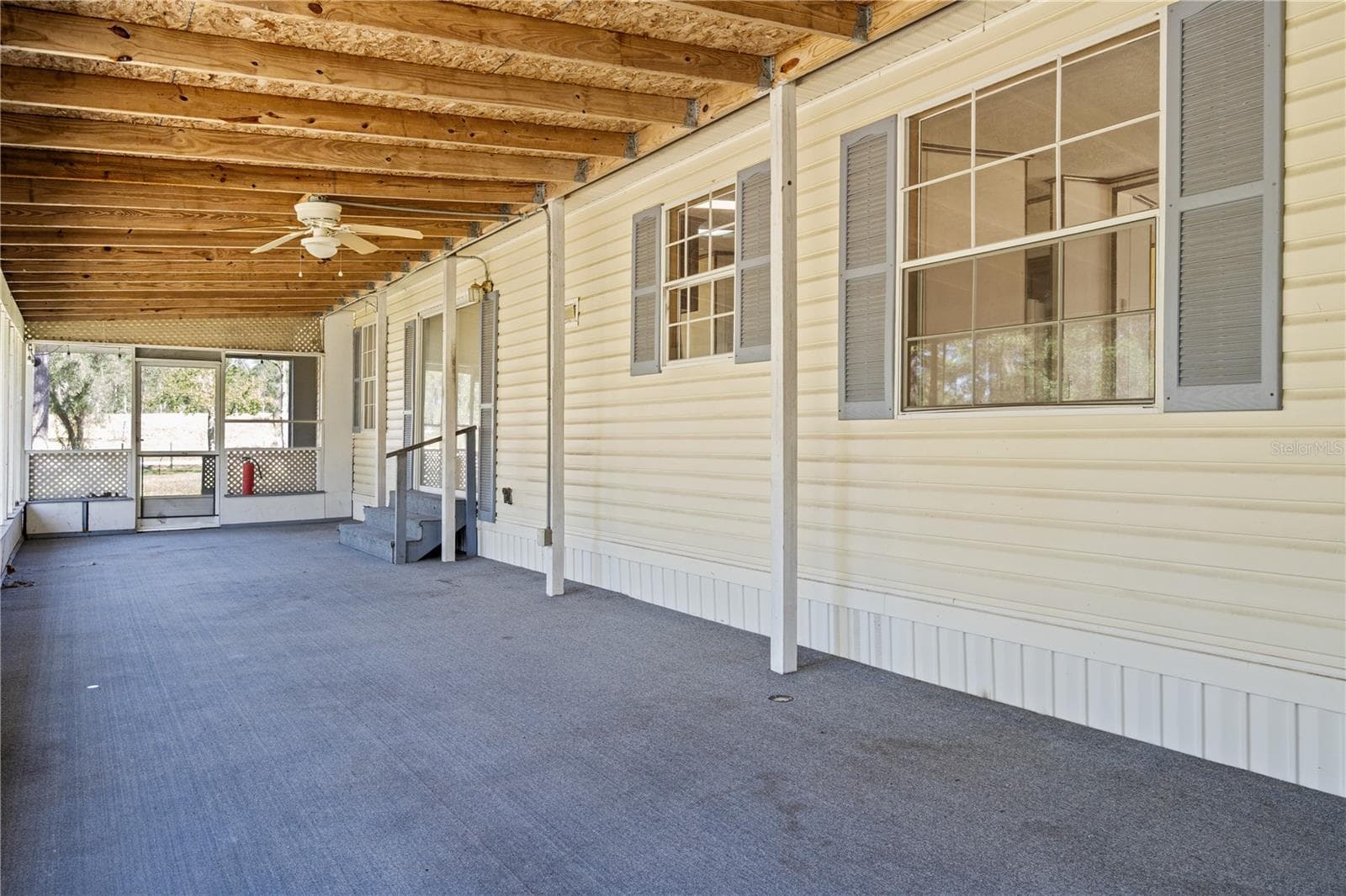 Manufactured Home at 14050 SE 10TH ST, WILLISTON, photo 39 of 41