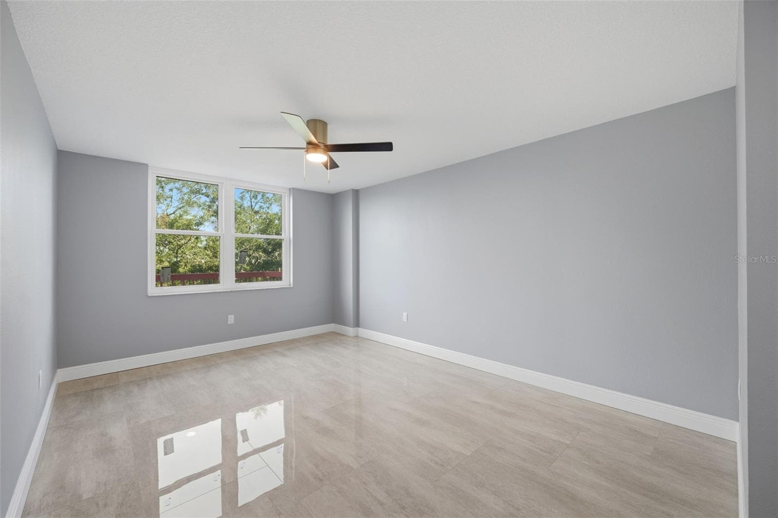 Condominium at 2333 FEATHER SOUND DR #A401, CLEARWATER, photo 13 of 70