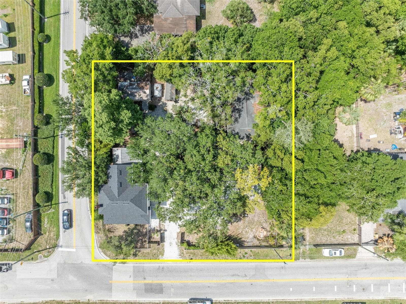 Single Family Residence at 2418 W 1ST ST, SANFORD, photo 5 of 37