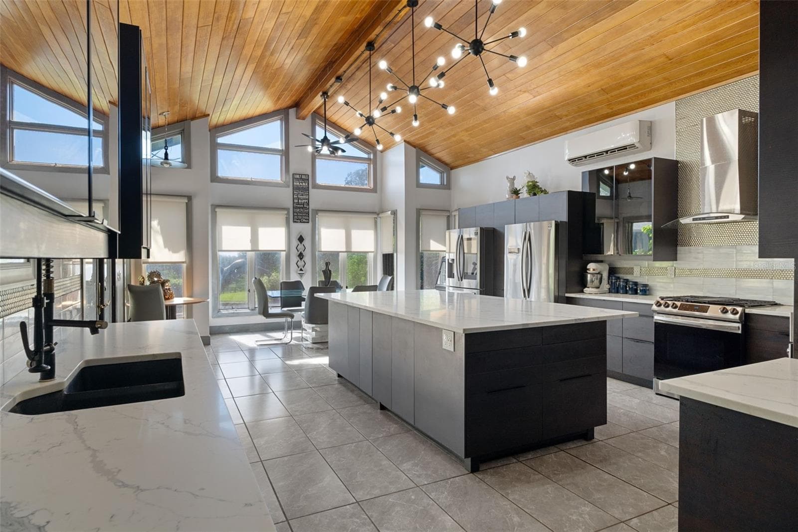 Gourmet Kitchen - 9498 NW 60TH AVE, OCALA